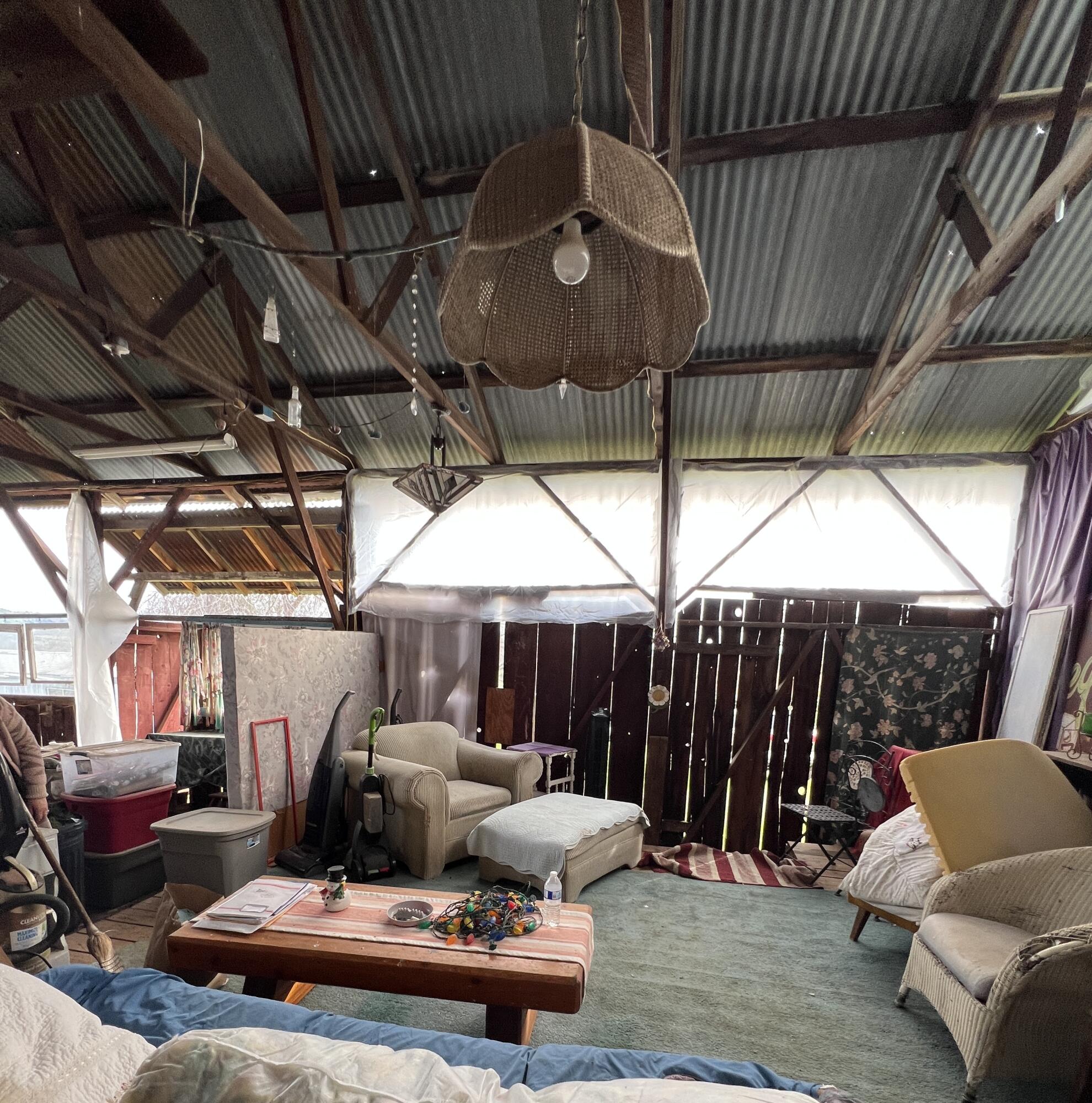 30284 Bear Mountain Rd, Yokuts Valley, CA 93675