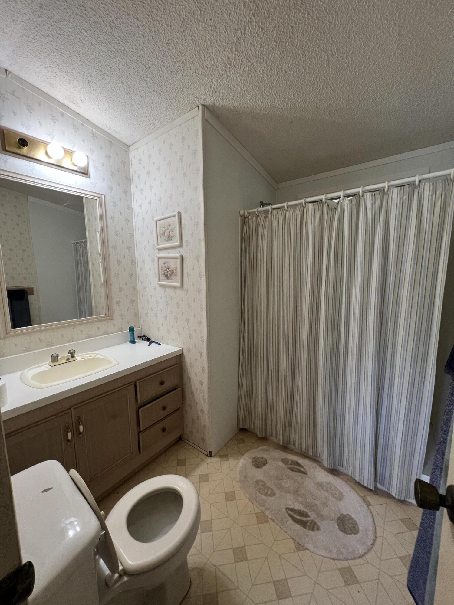 30284 Bear Mountain Rd, Yokuts Valley, CA 93675