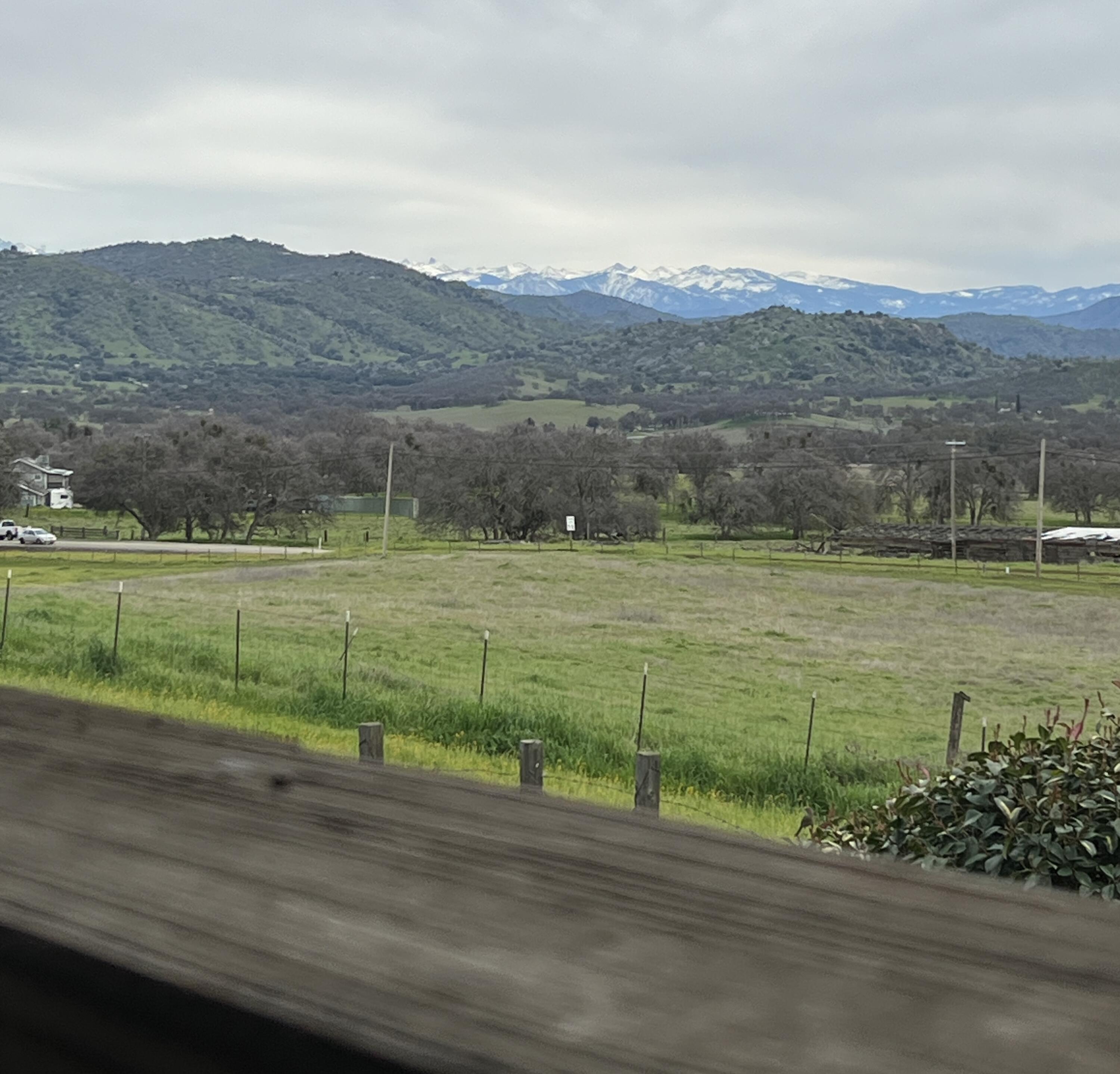 30284 Bear Mountain Rd, Yokuts Valley, CA 93675
