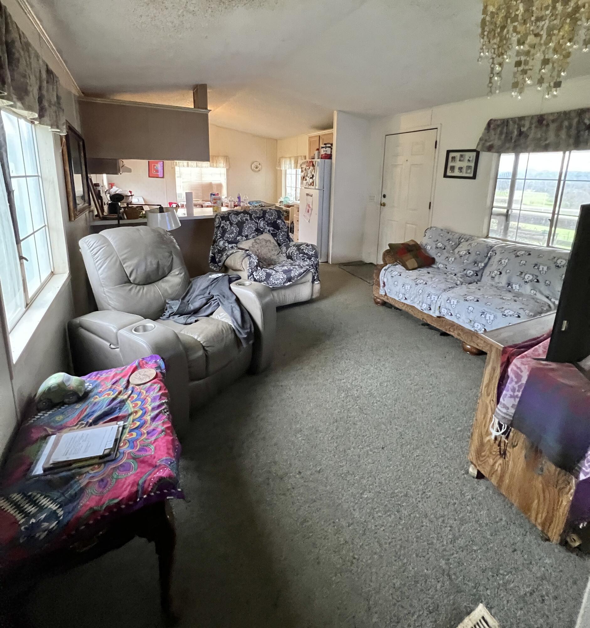 30284 Bear Mountain Rd, Yokuts Valley, CA 93675