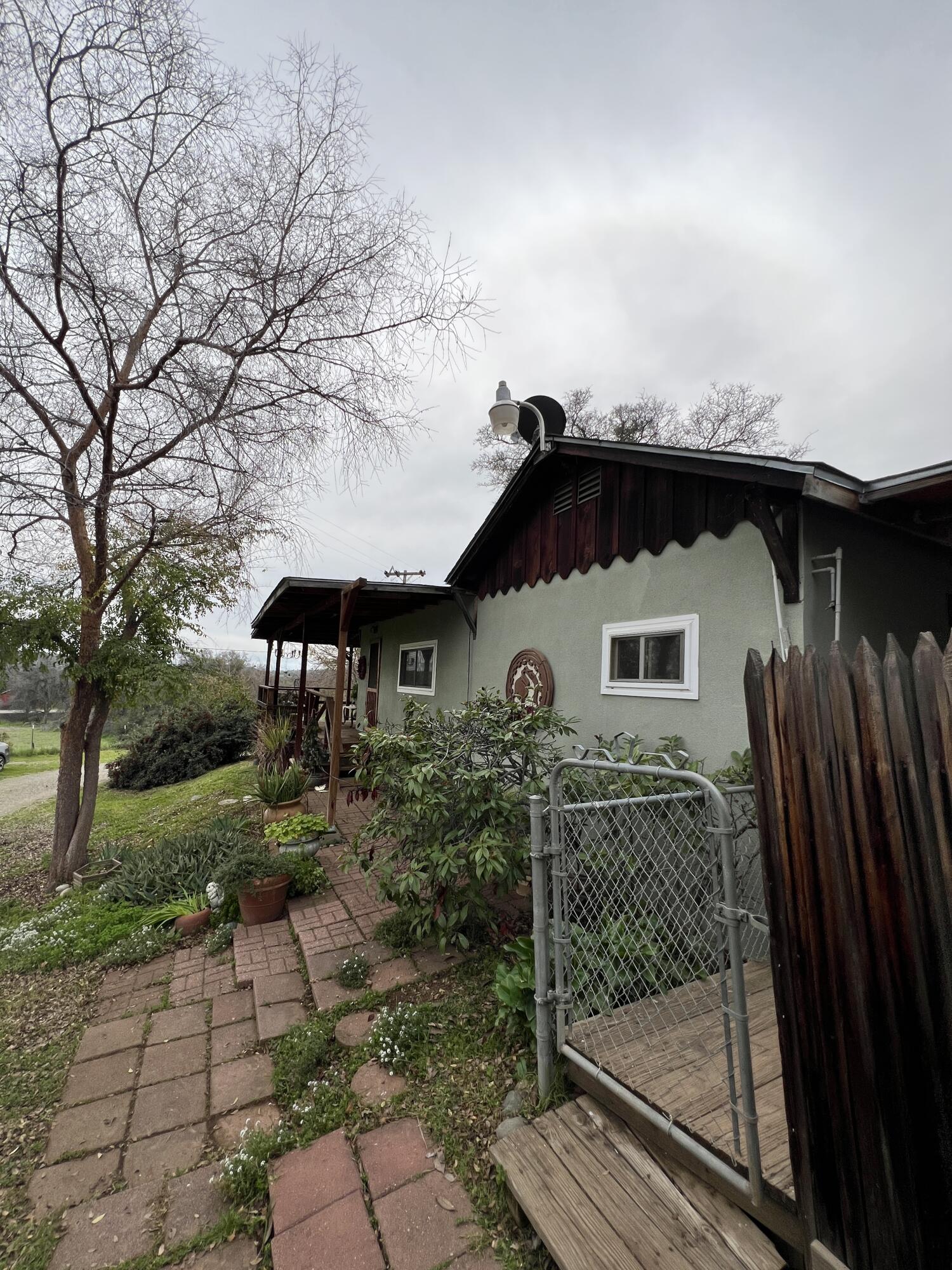 30284 Bear Mountain Rd, Yokuts Valley, CA 93675