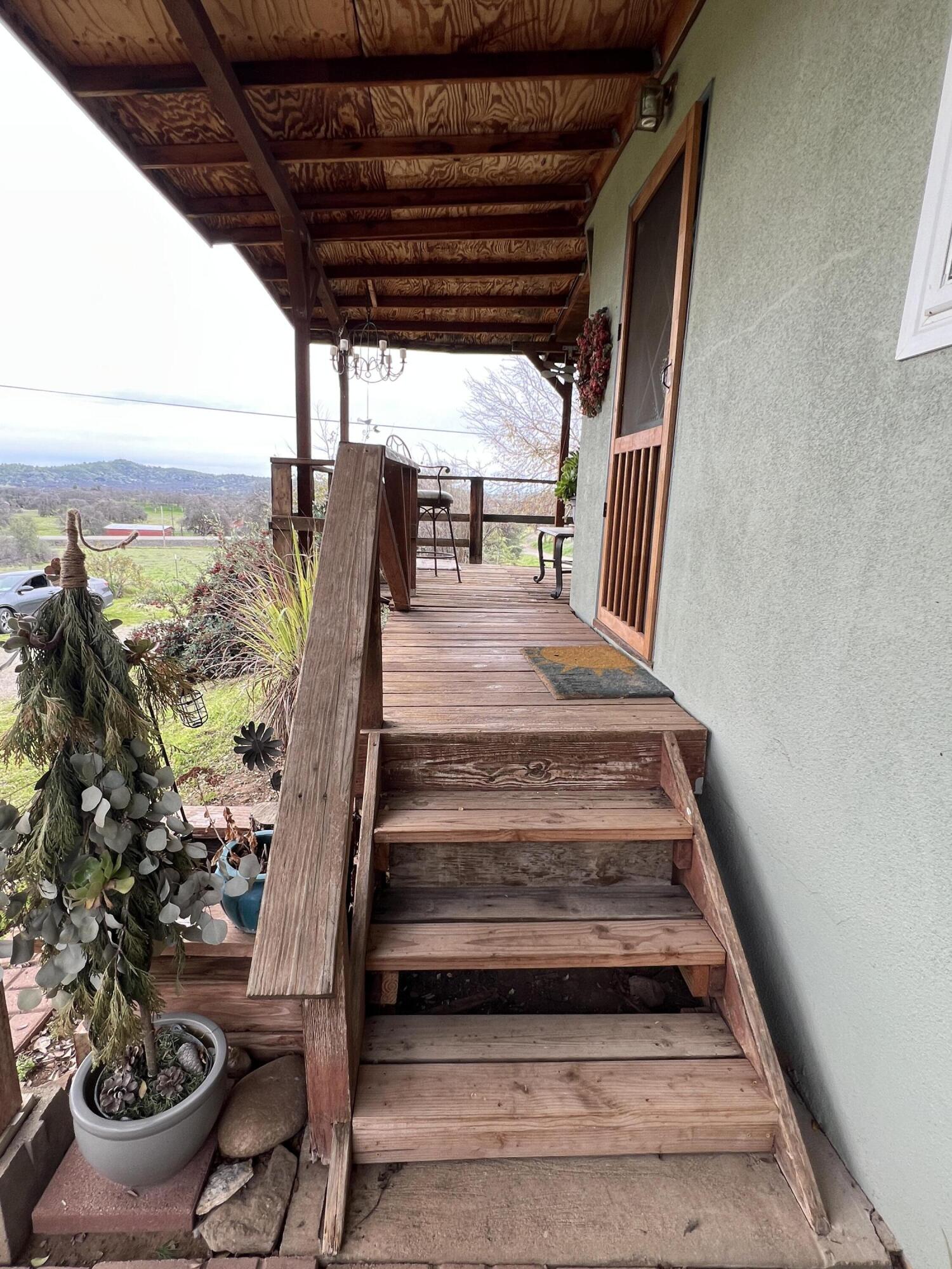 30284 Bear Mountain Rd, Yokuts Valley, CA 93675