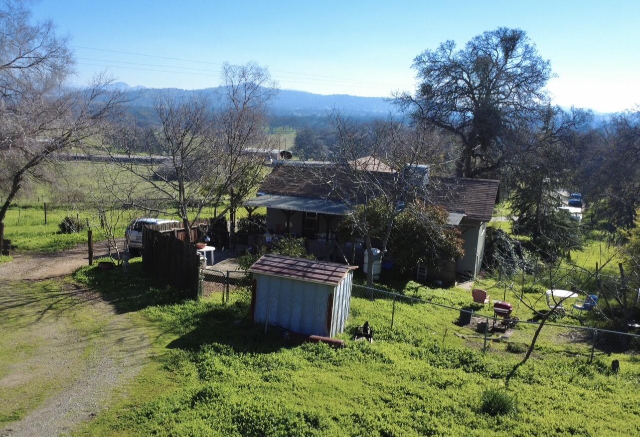 30284 Bear Mountain Rd, Yokuts Valley, CA 93675