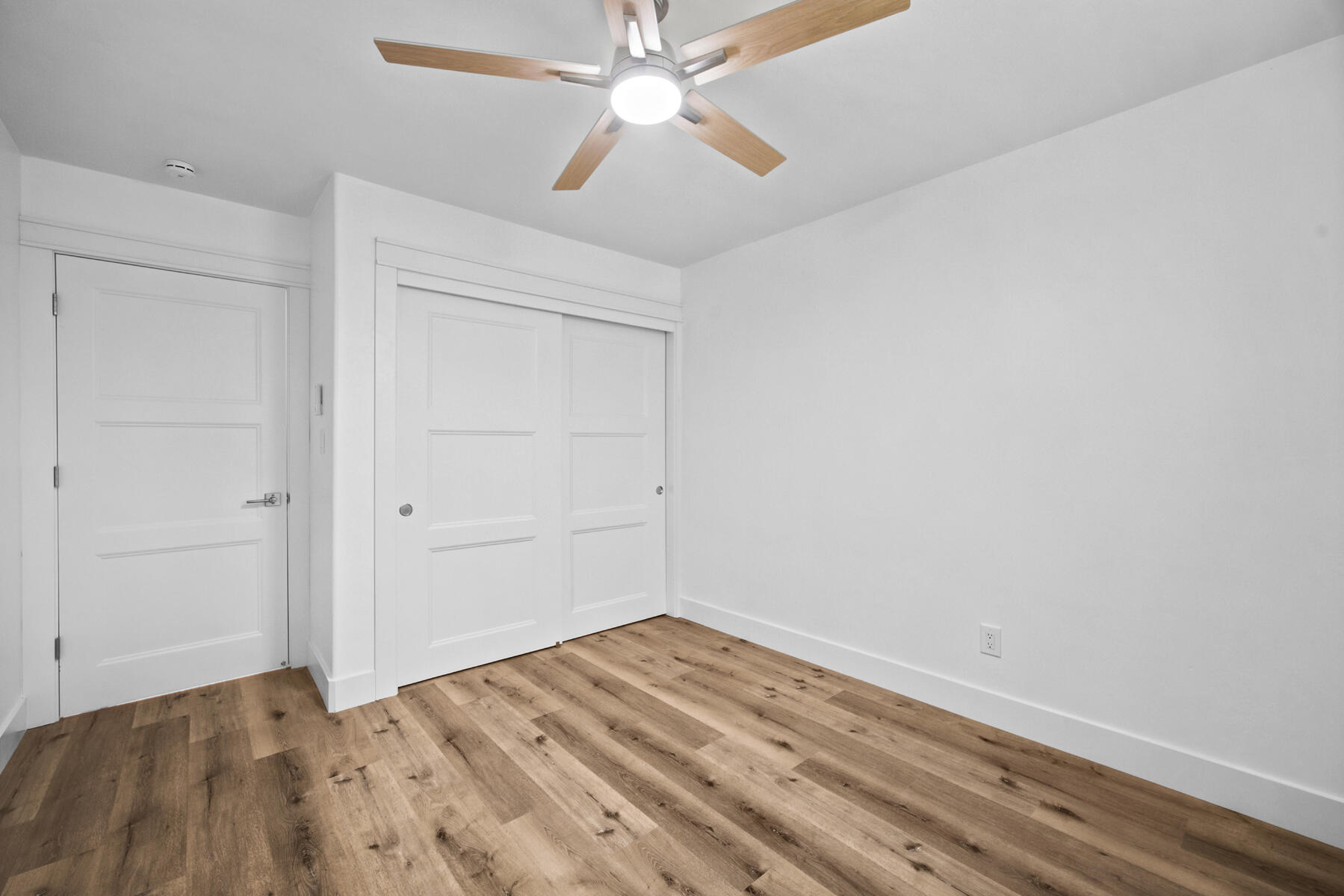 2546 S Woodland, Visalia, CA 93277