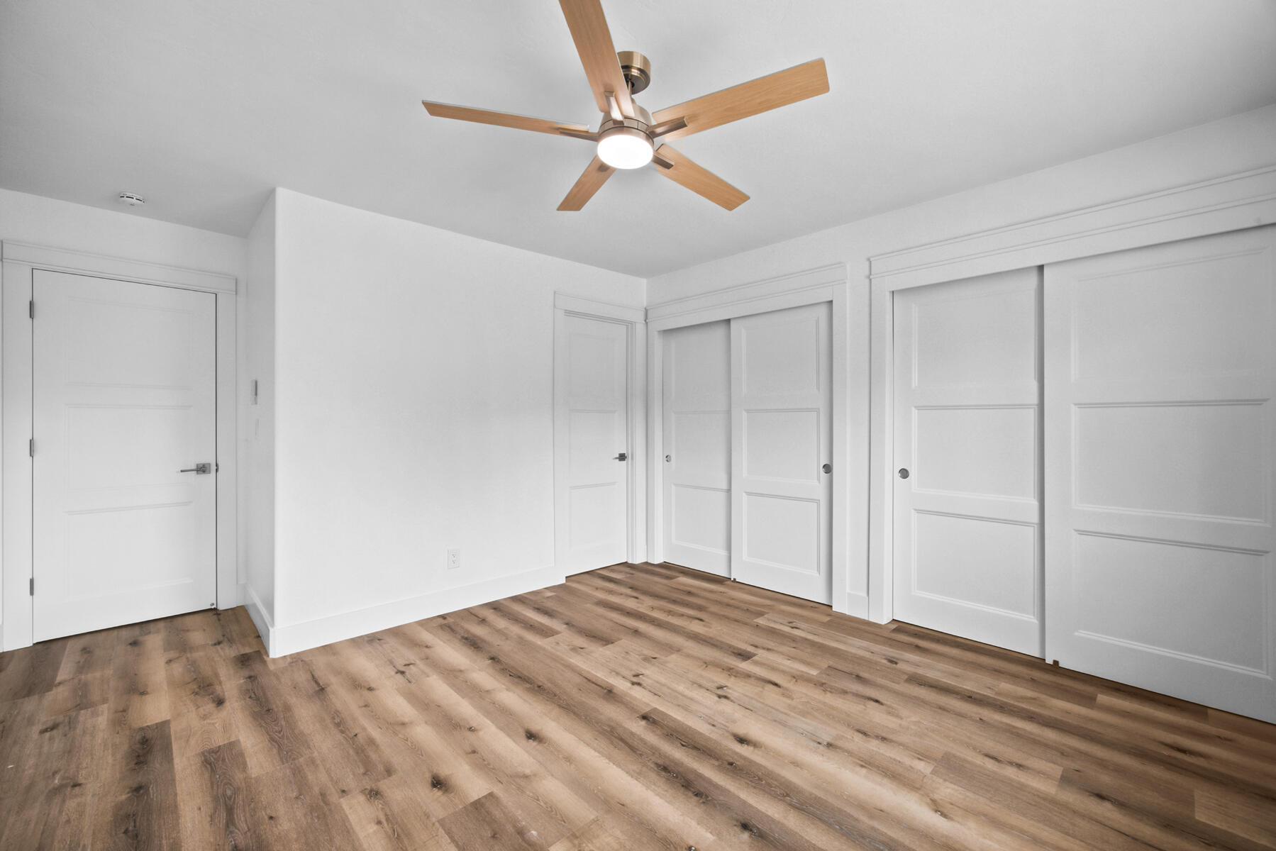 2546 S Woodland, Visalia, CA 93277