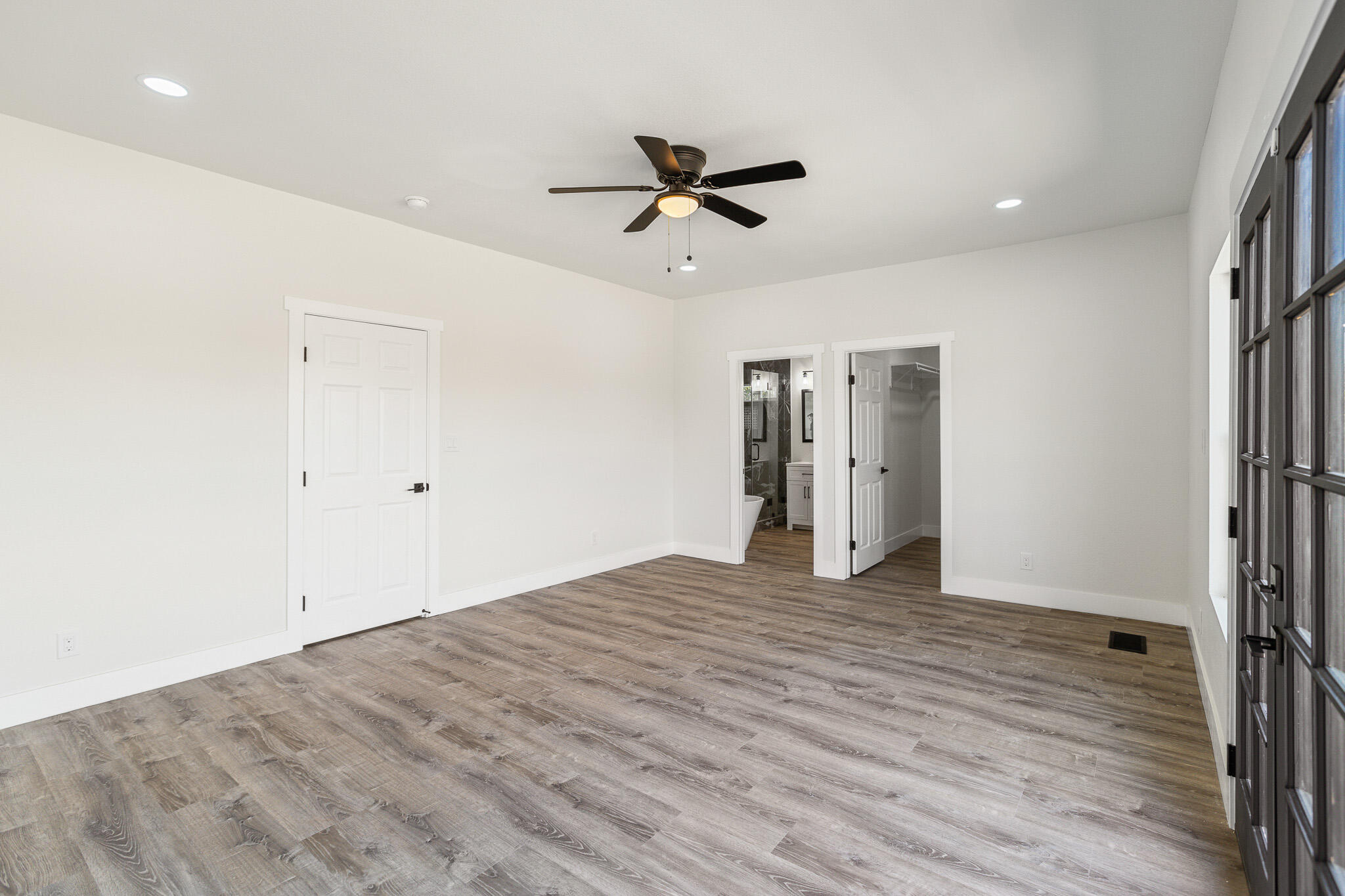 1511 S Crestview St, Porterville, CA 93257