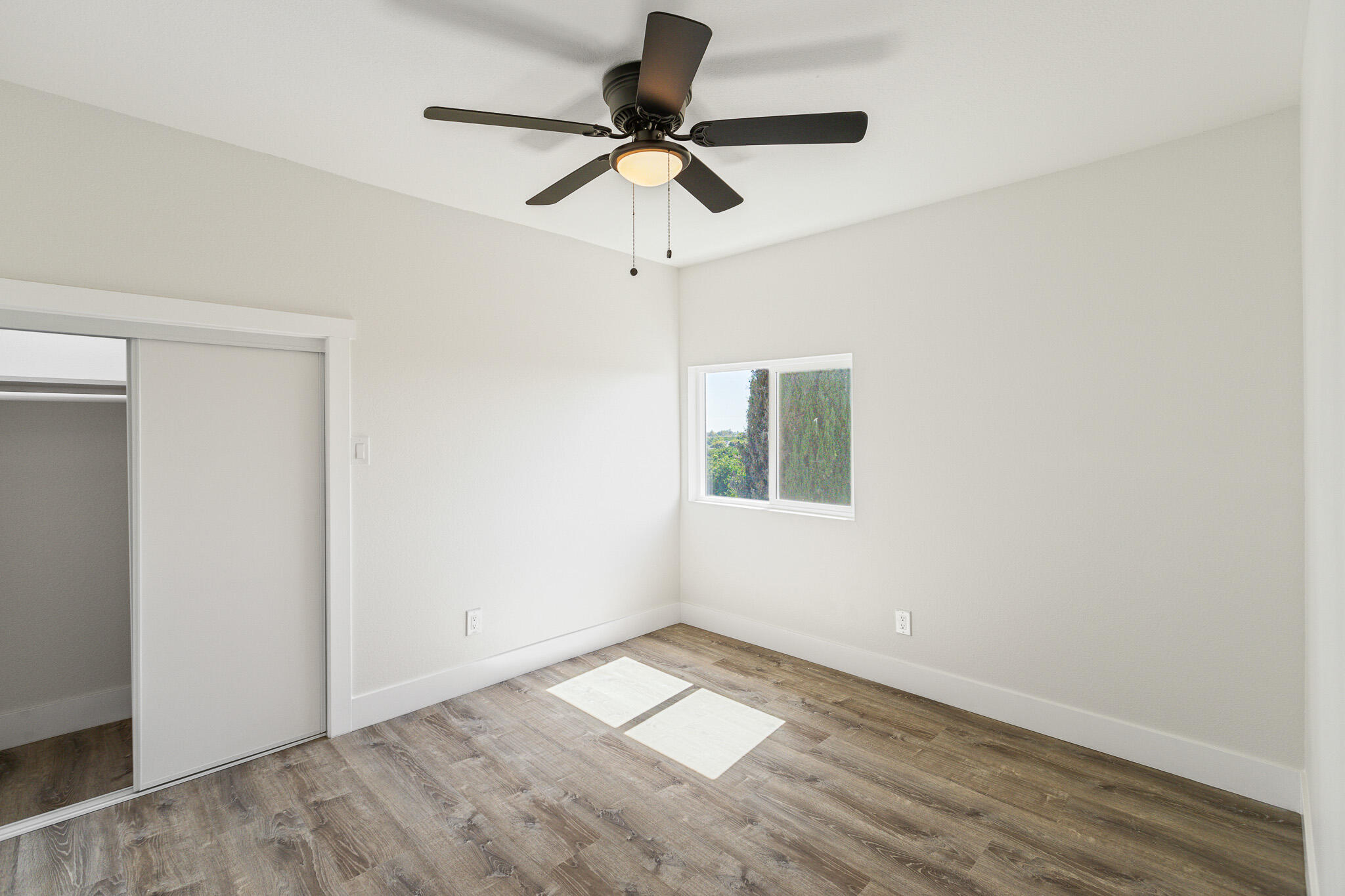 1511 S Crestview St, Porterville, CA 93257