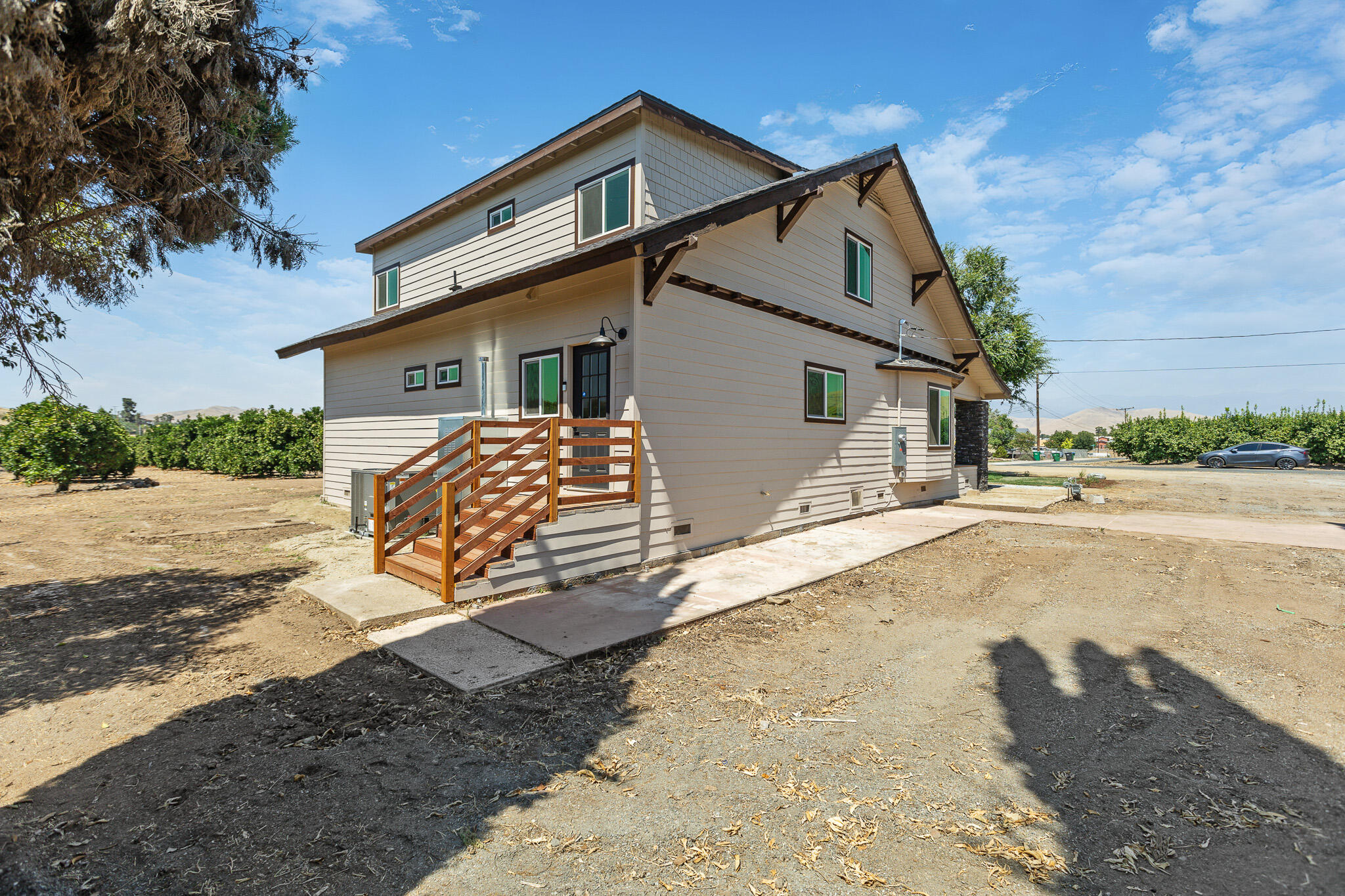 1511 S Crestview St, Porterville, CA 93257