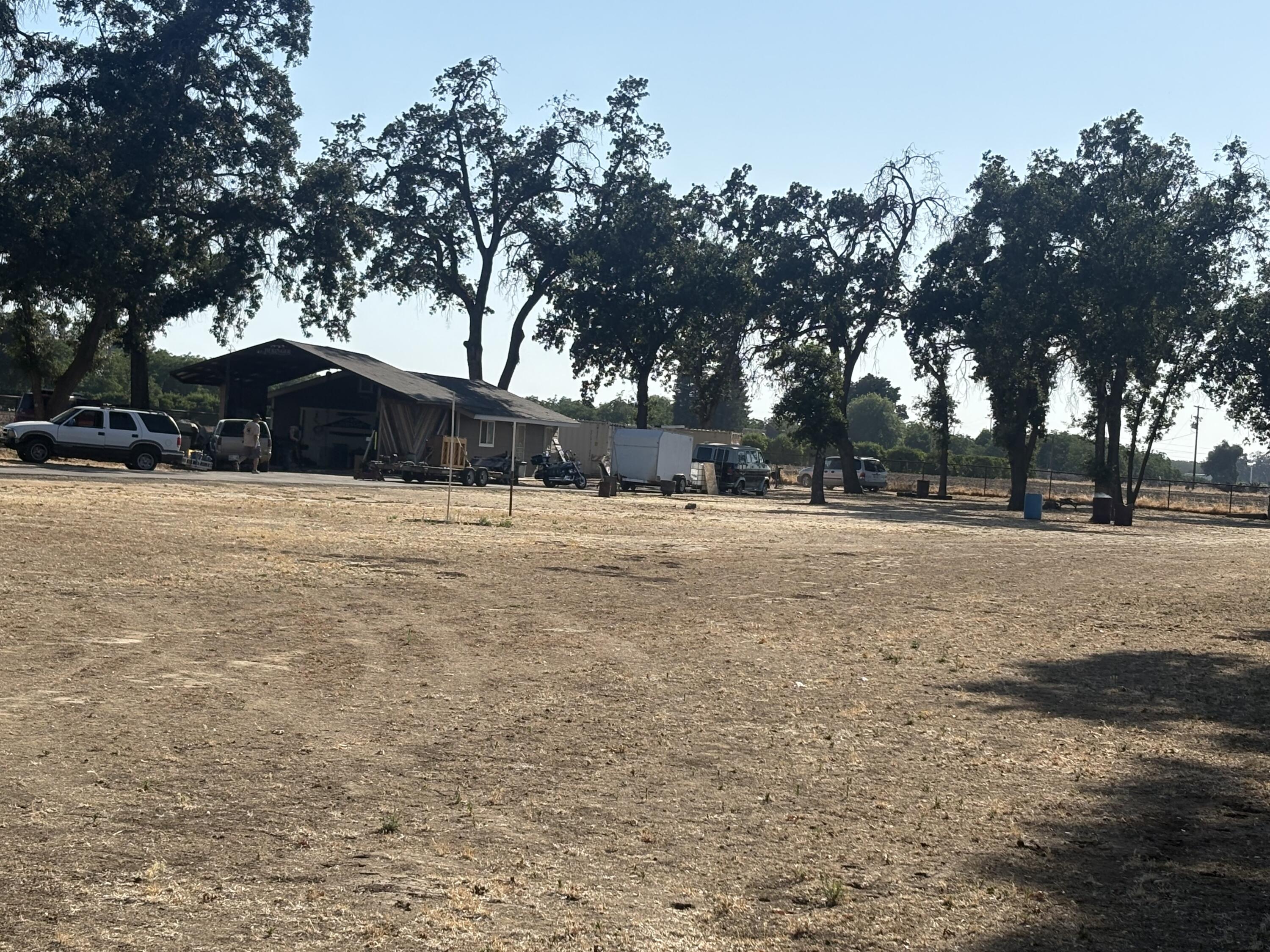 32171 Road 160, Ivanhoe, CA 93235