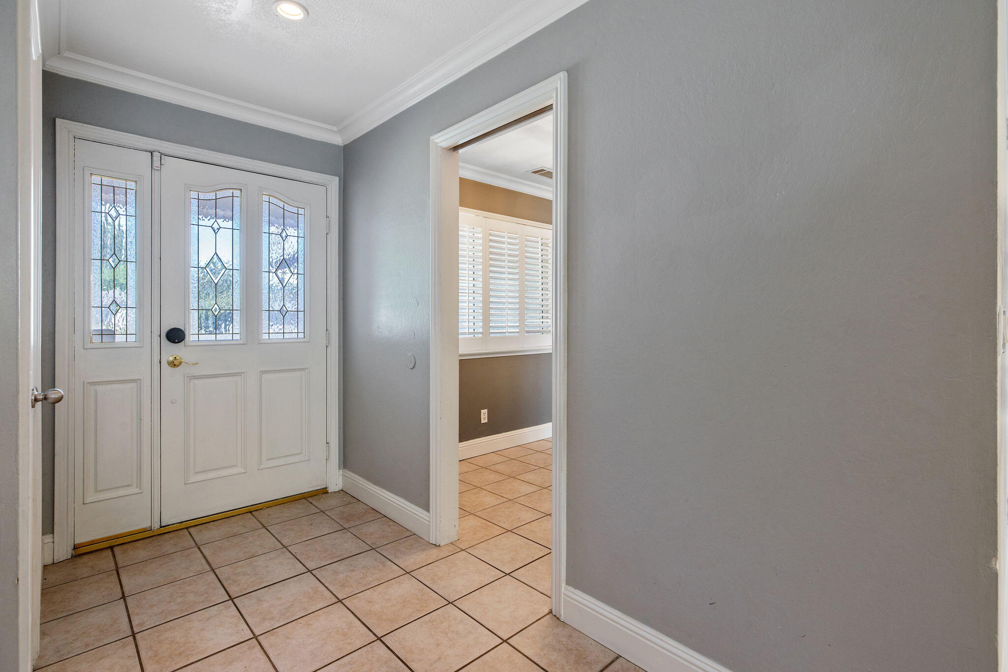 3345 W Mill Creek Dr, Visalia, CA 93291