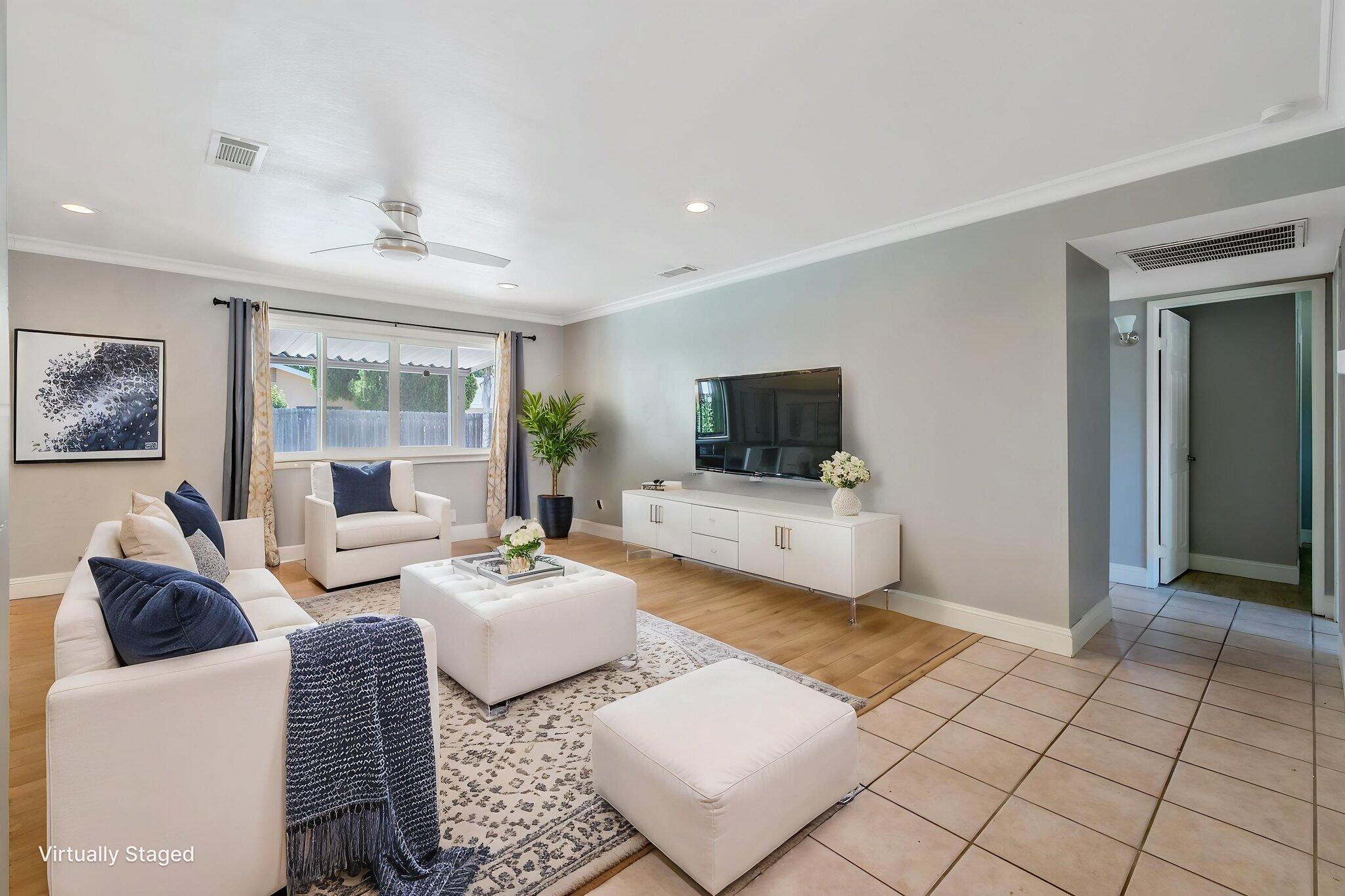 3345 W Mill Creek Dr, Visalia, CA 93291