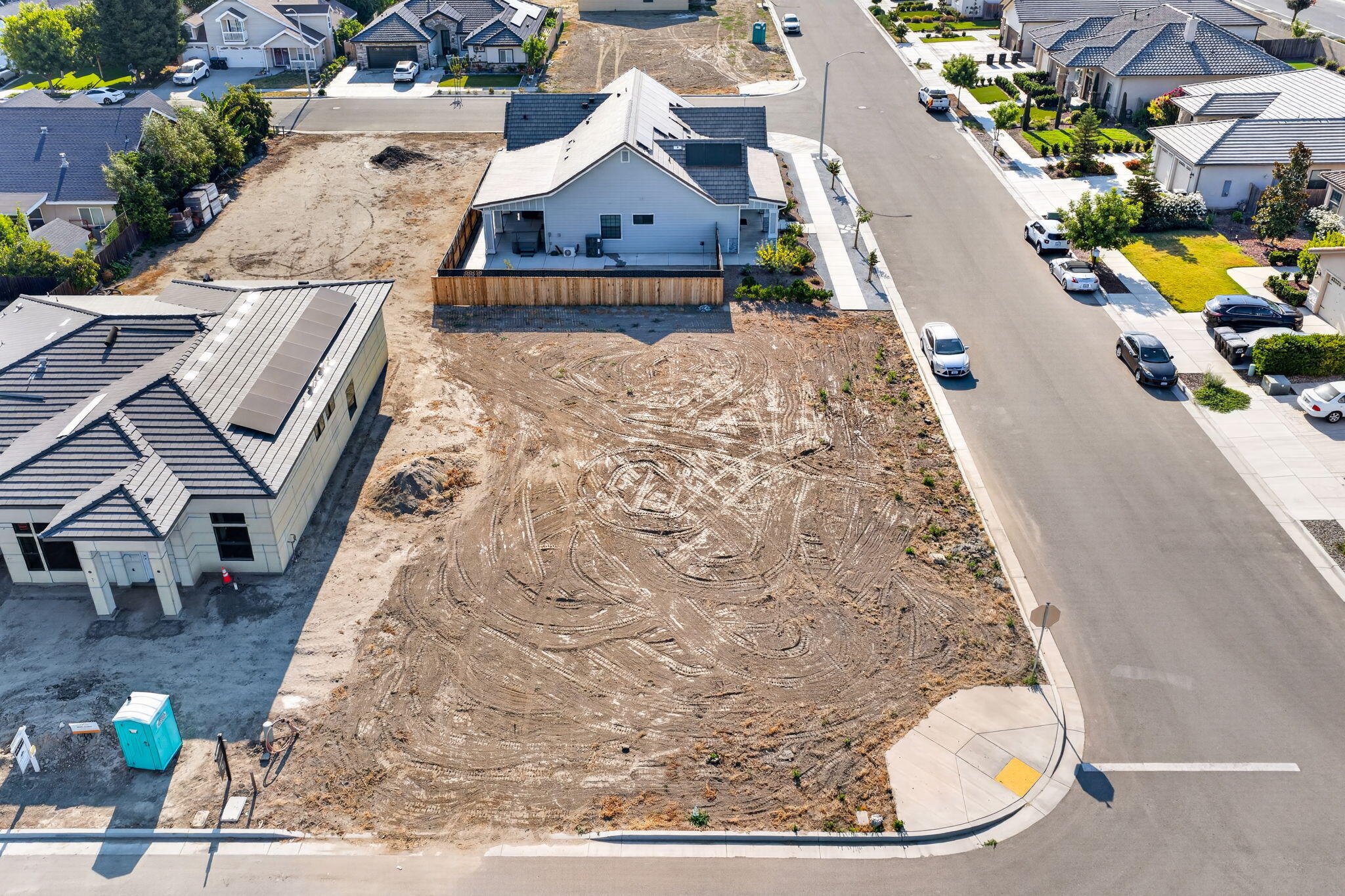 4304 S Silvervale St, Visalia, CA 93277