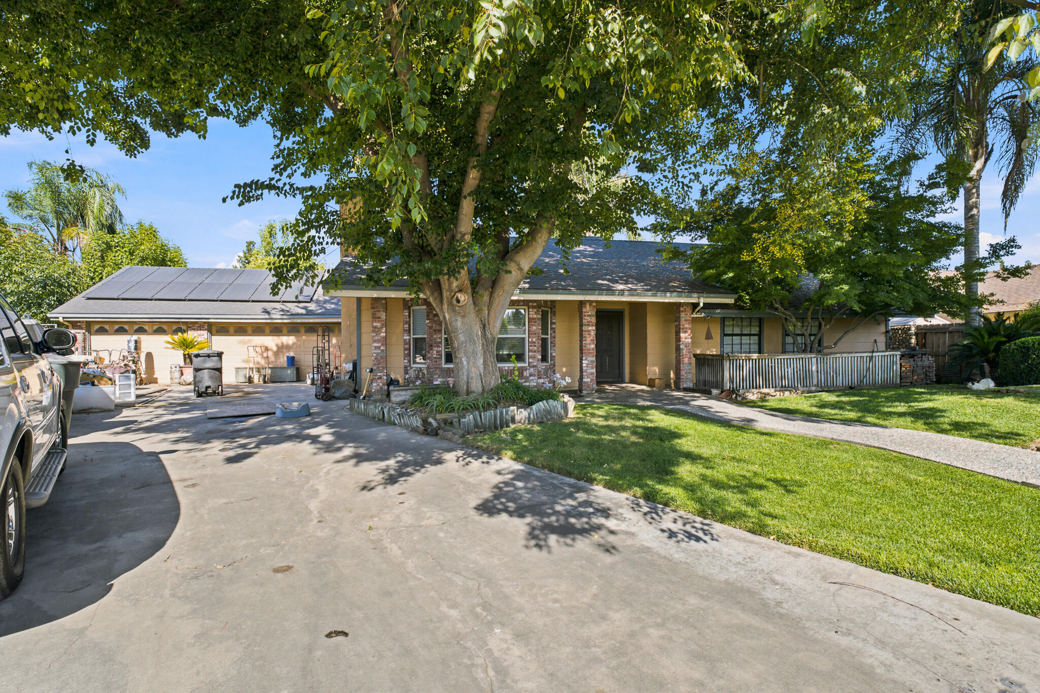 3132 S Vintage St, Visalia, CA 93277