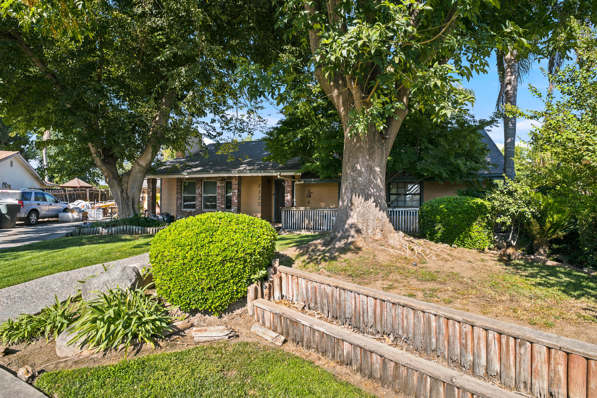 3132 S Vintage St, Visalia, CA 93277