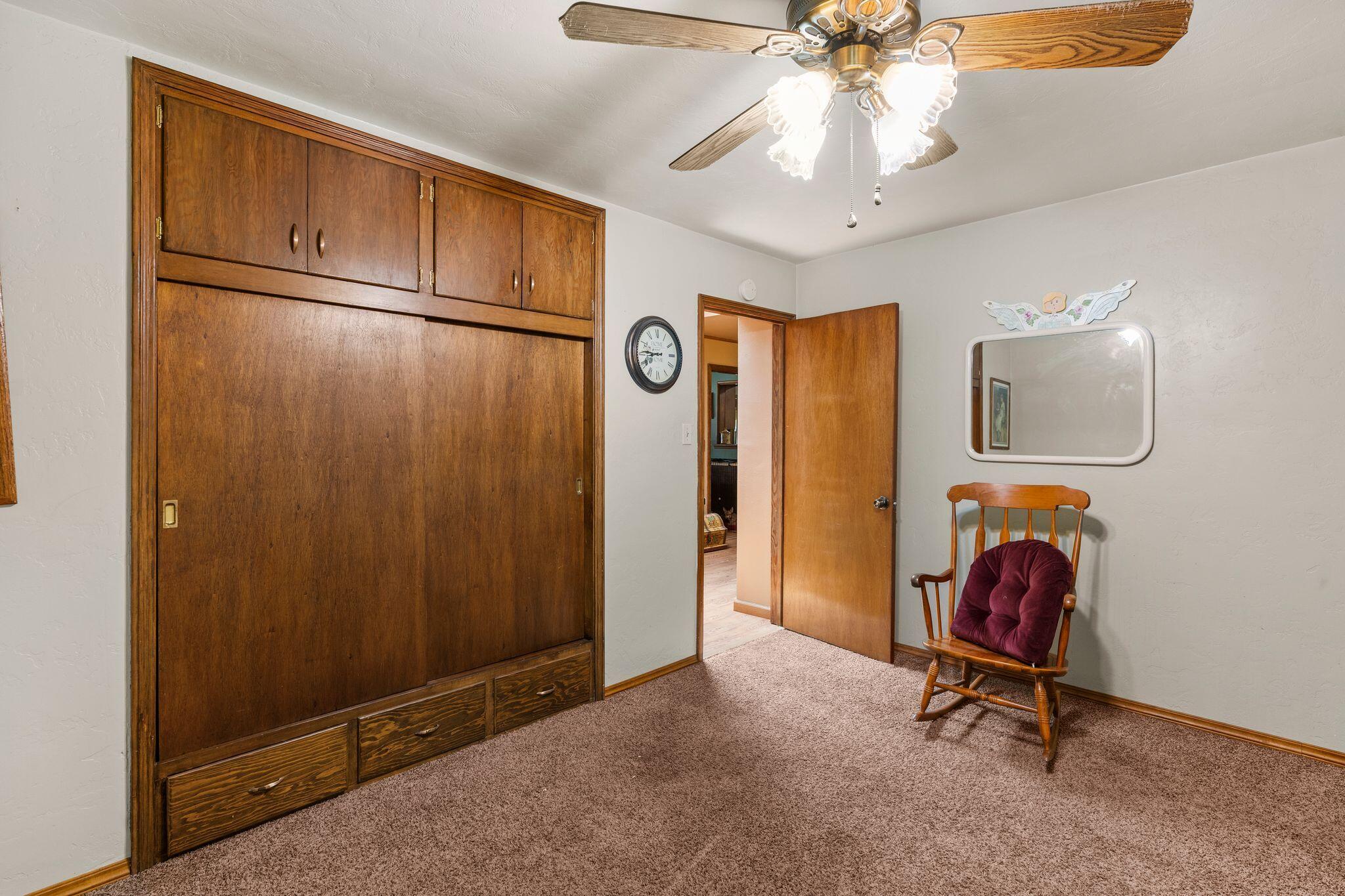 202 W Terrace Dr, Hanford, CA 93230