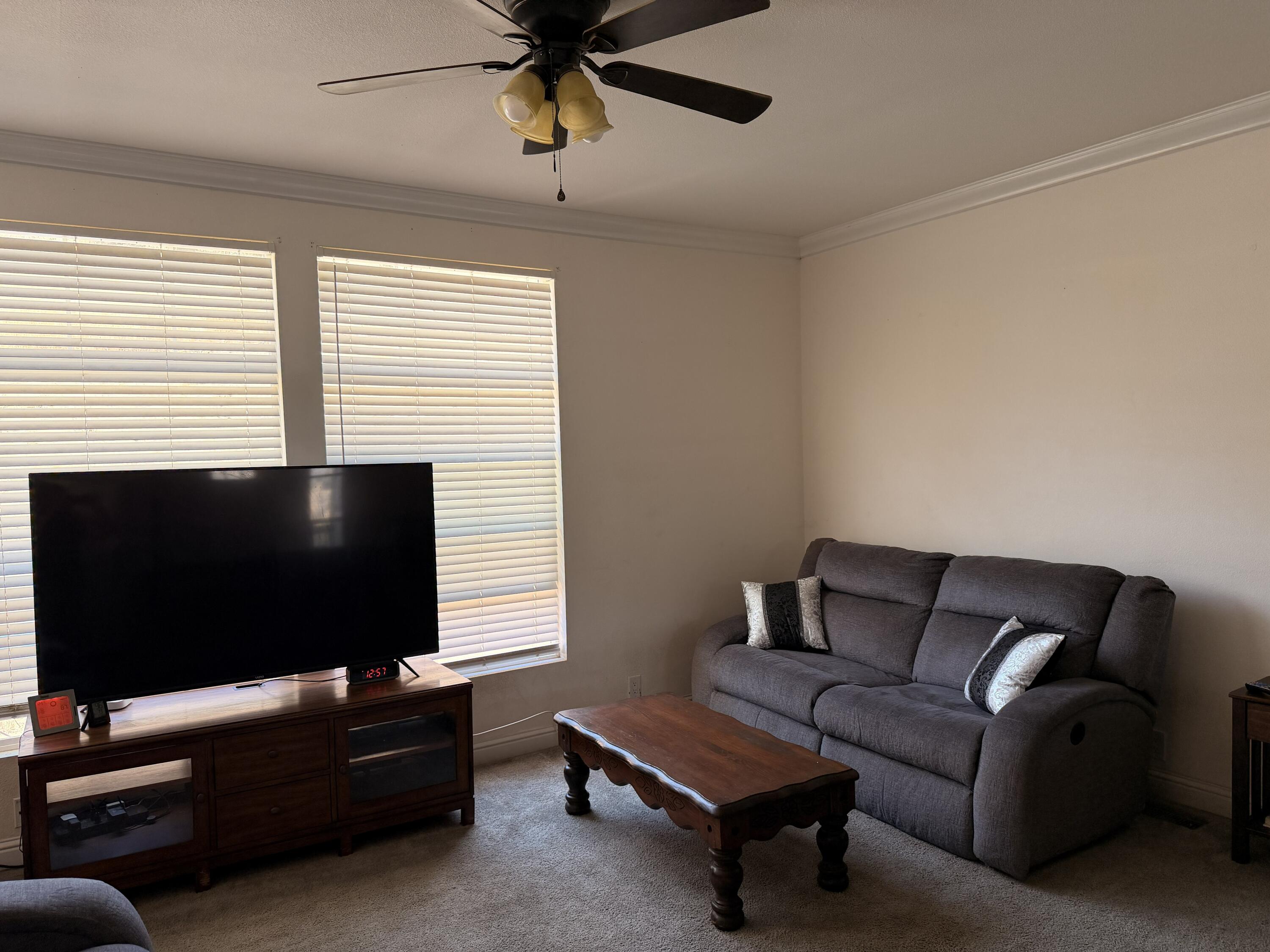 37180 Mistletoe Rd, Yokuts Valley, CA 93675