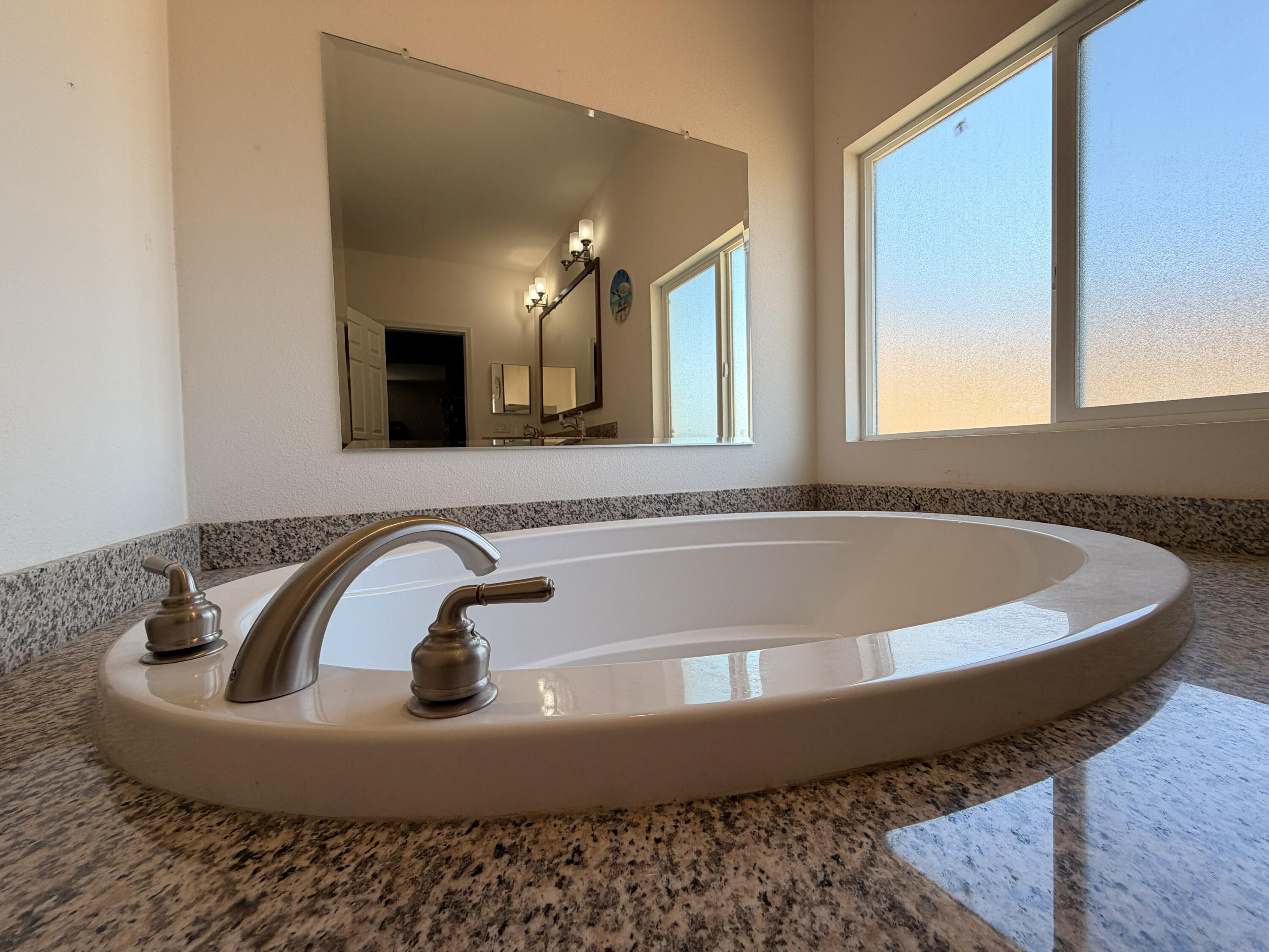 37180 Mistletoe Rd, Yokuts Valley, CA 93675