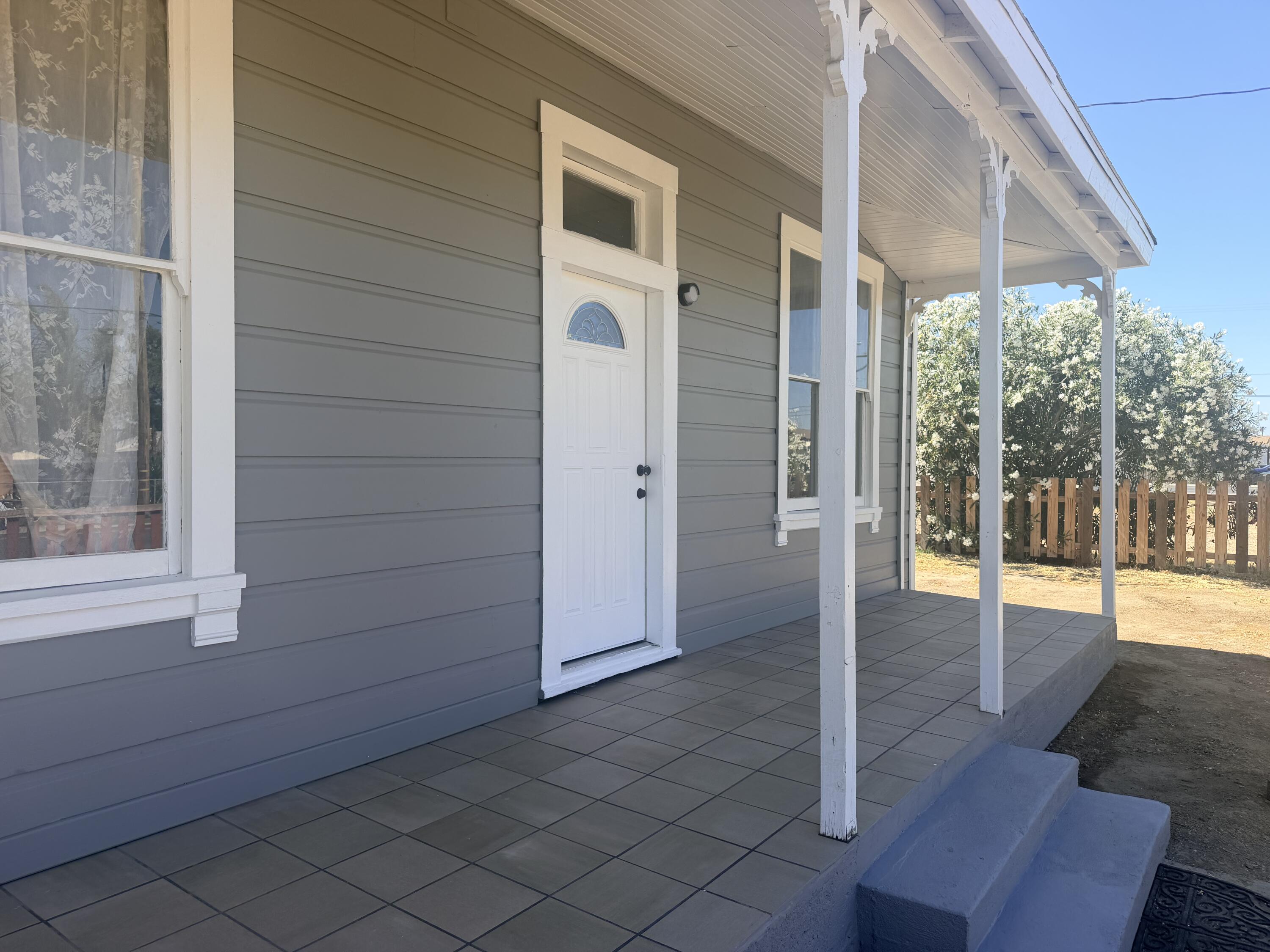 173 S Elm, Pixley, CA 93256