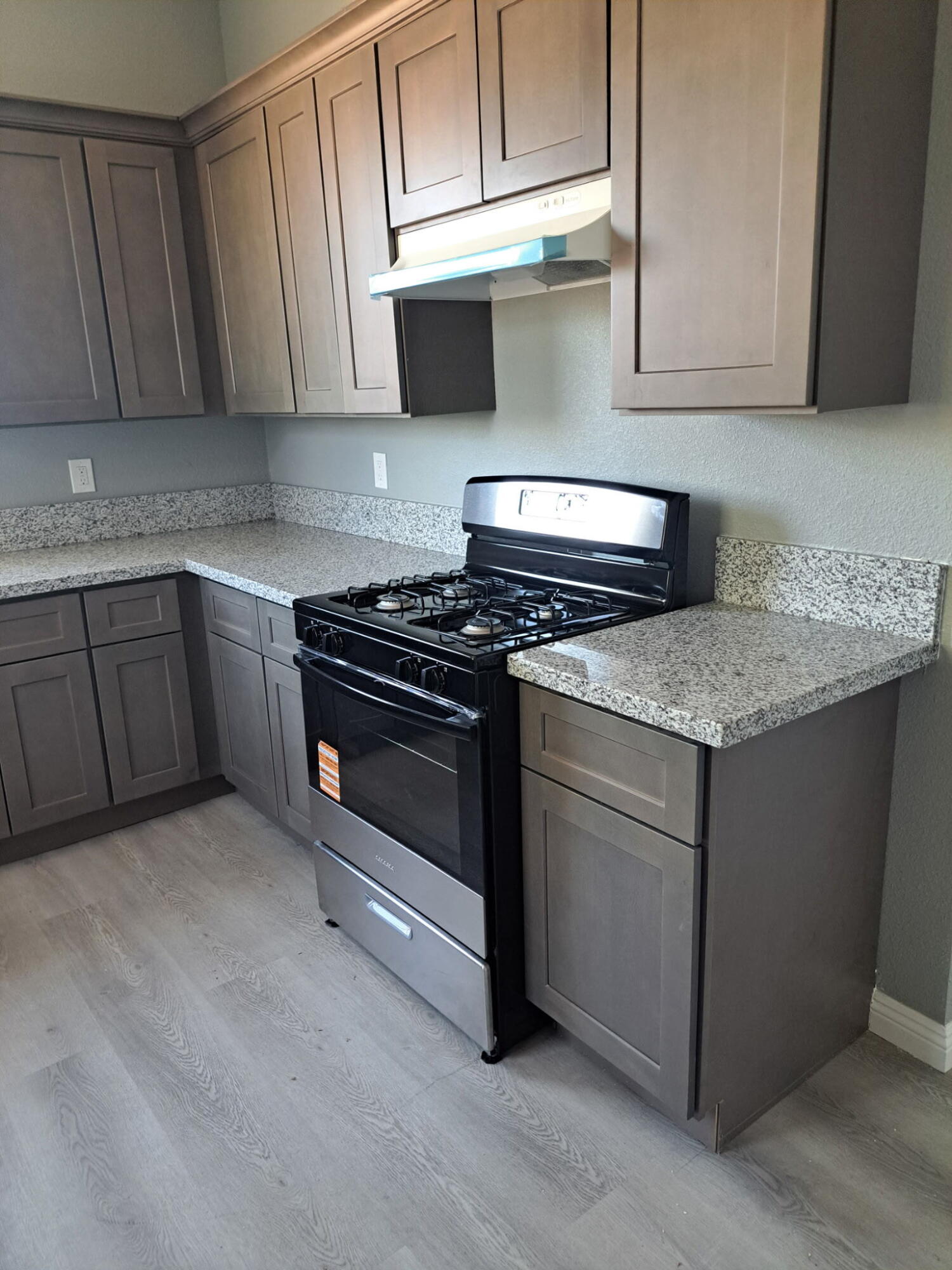 173 S Elm, Pixley, CA 93256