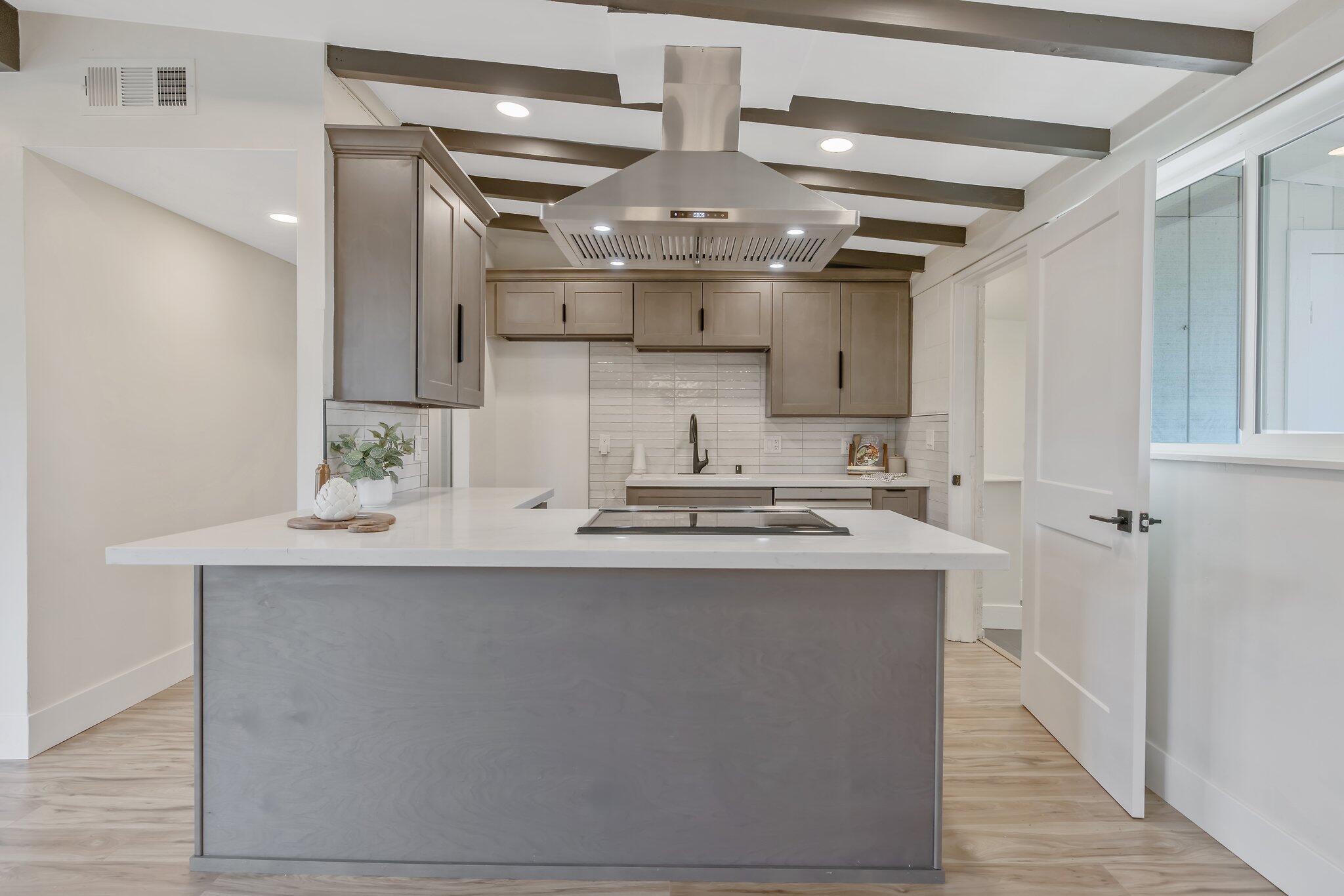 321 Peach Dr, Exeter, CA 93221