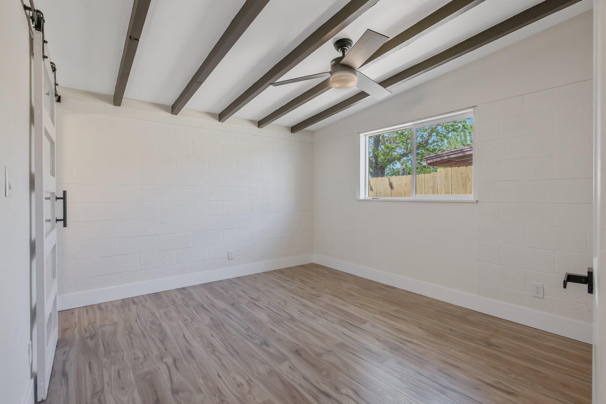 321 Peach Dr, Exeter, CA 93221
