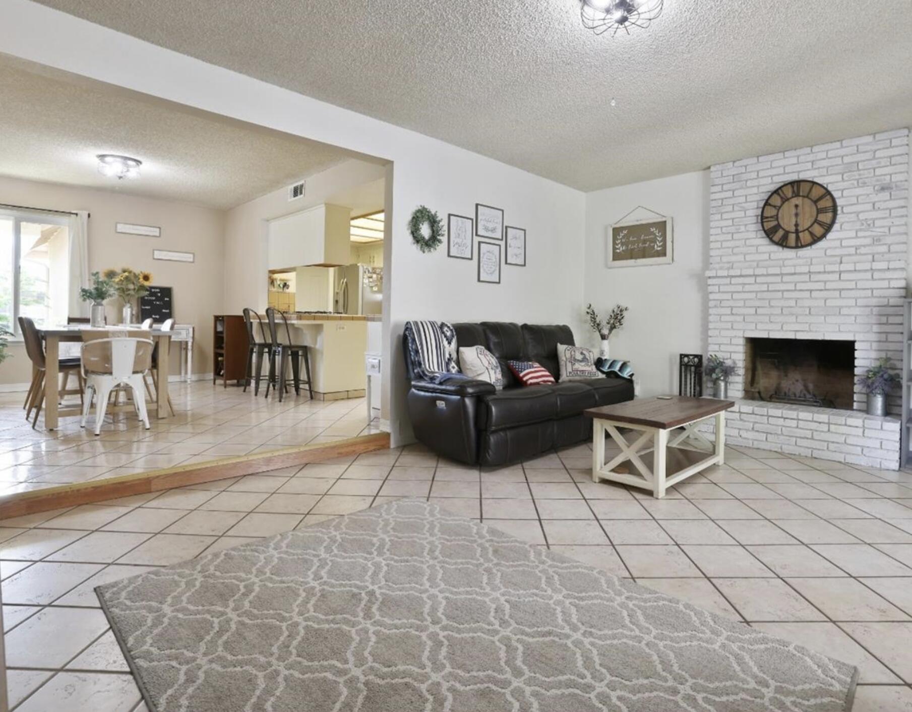 182 E Kennedy Ave, Tulare, CA 93274
