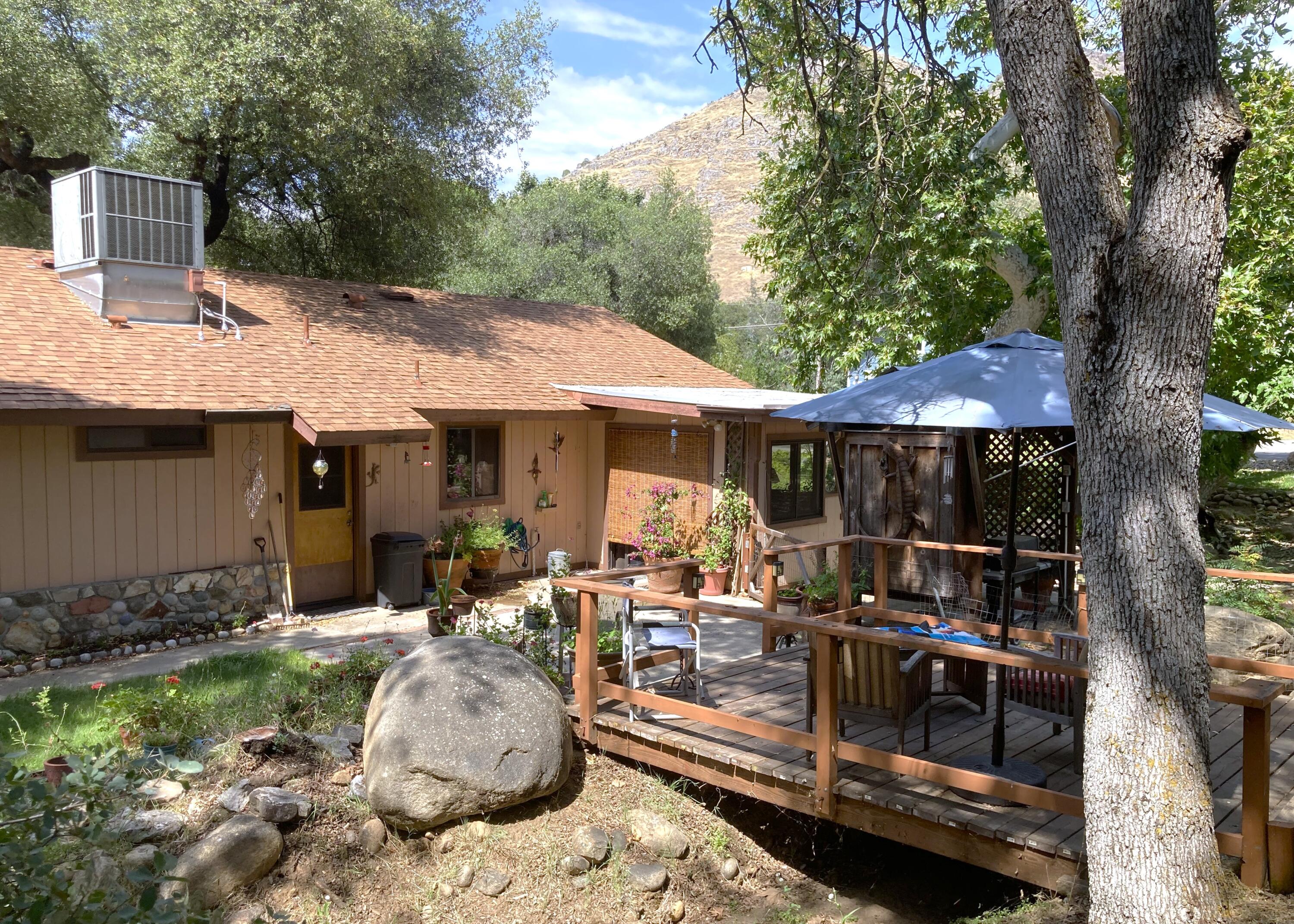 40999 Cherokee Oaks Dr, Three Rivers, CA 93271