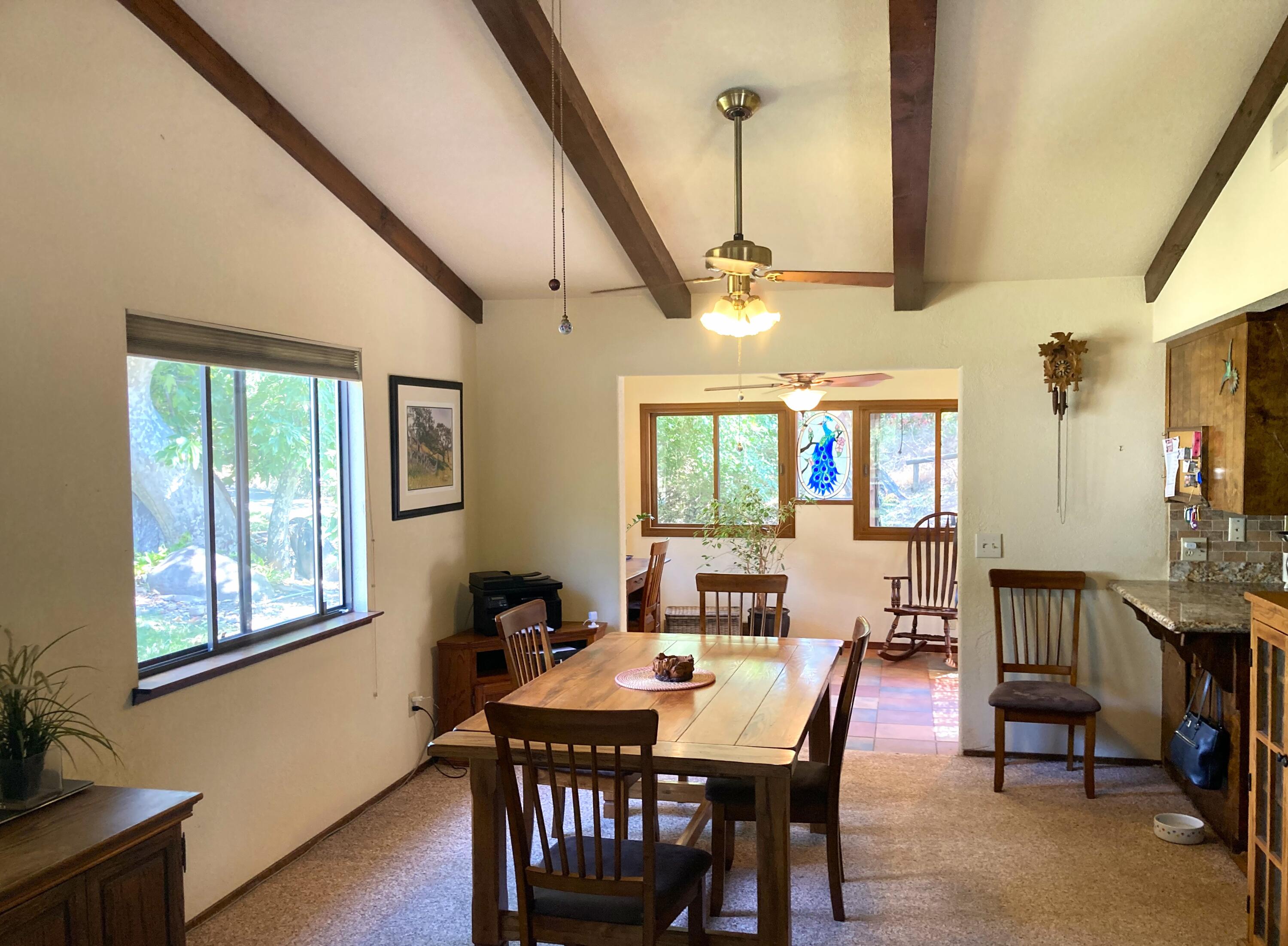 40999 Cherokee Oaks Dr, Three Rivers, CA 93271