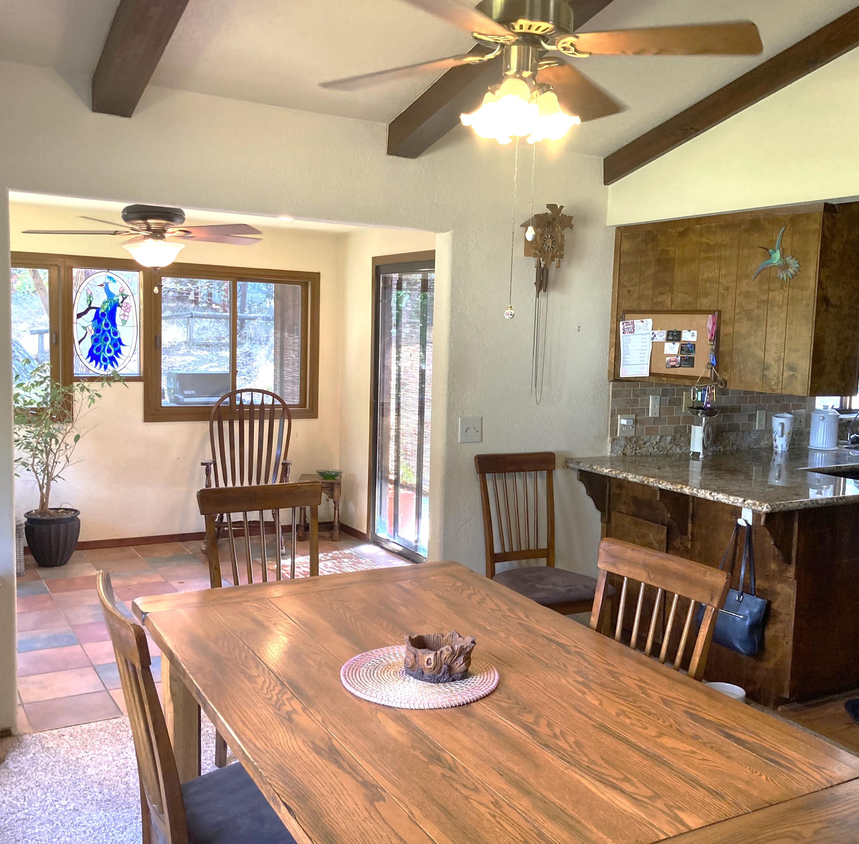 40999 Cherokee Oaks Dr, Three Rivers, CA 93271