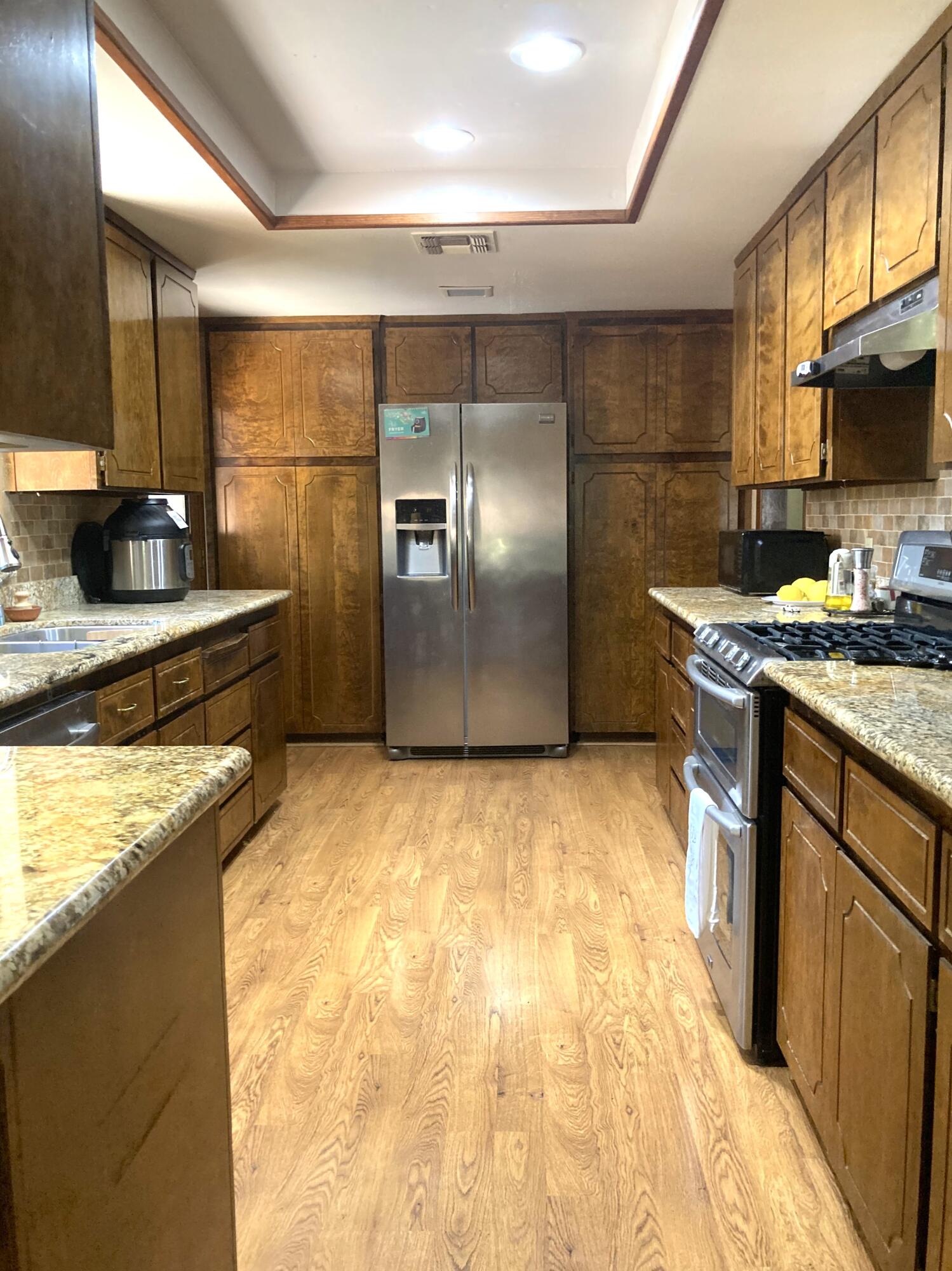 40999 Cherokee Oaks Dr, Three Rivers, CA 93271