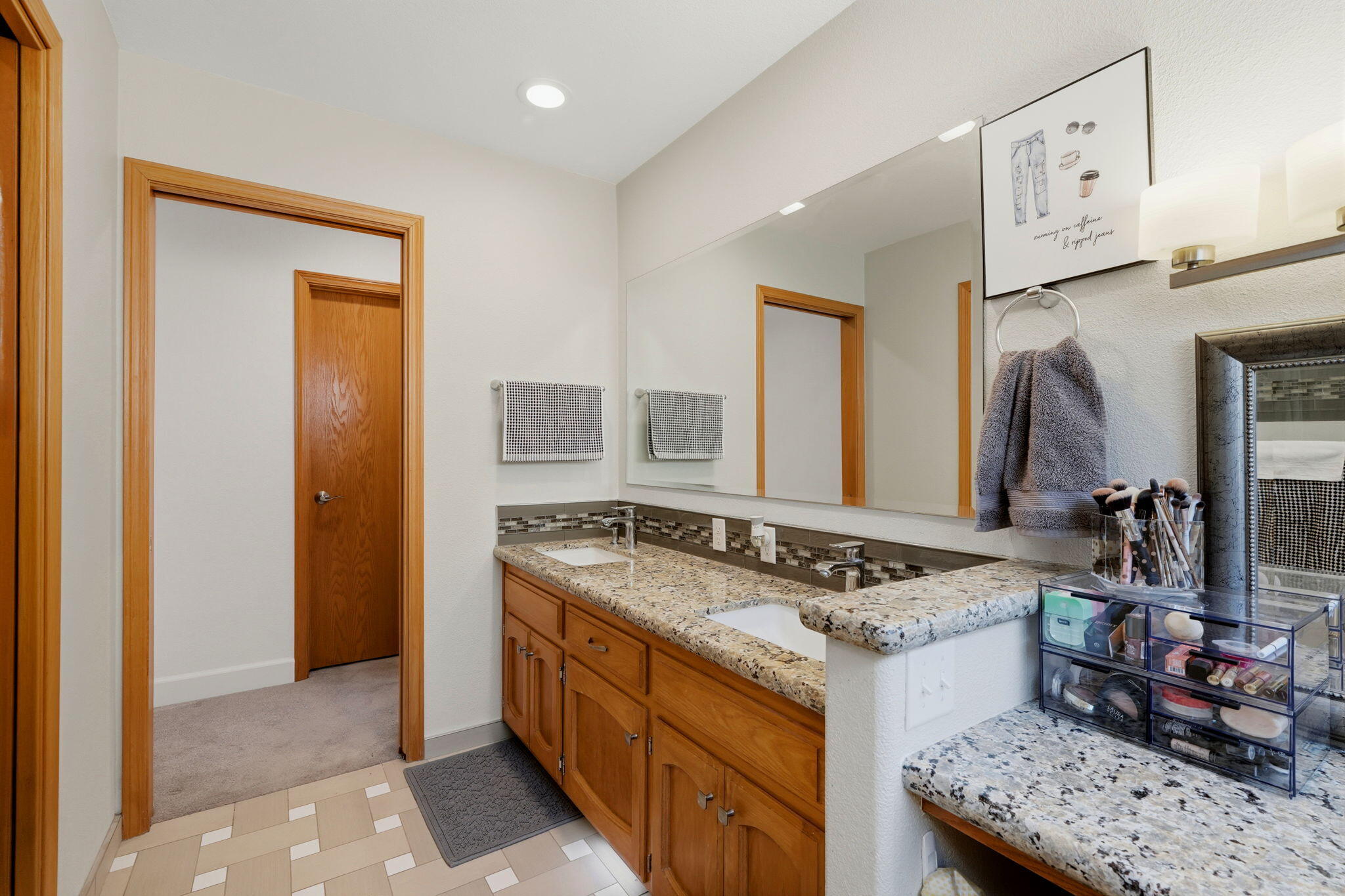 16247 Mustang Dr, Springville, CA 93265