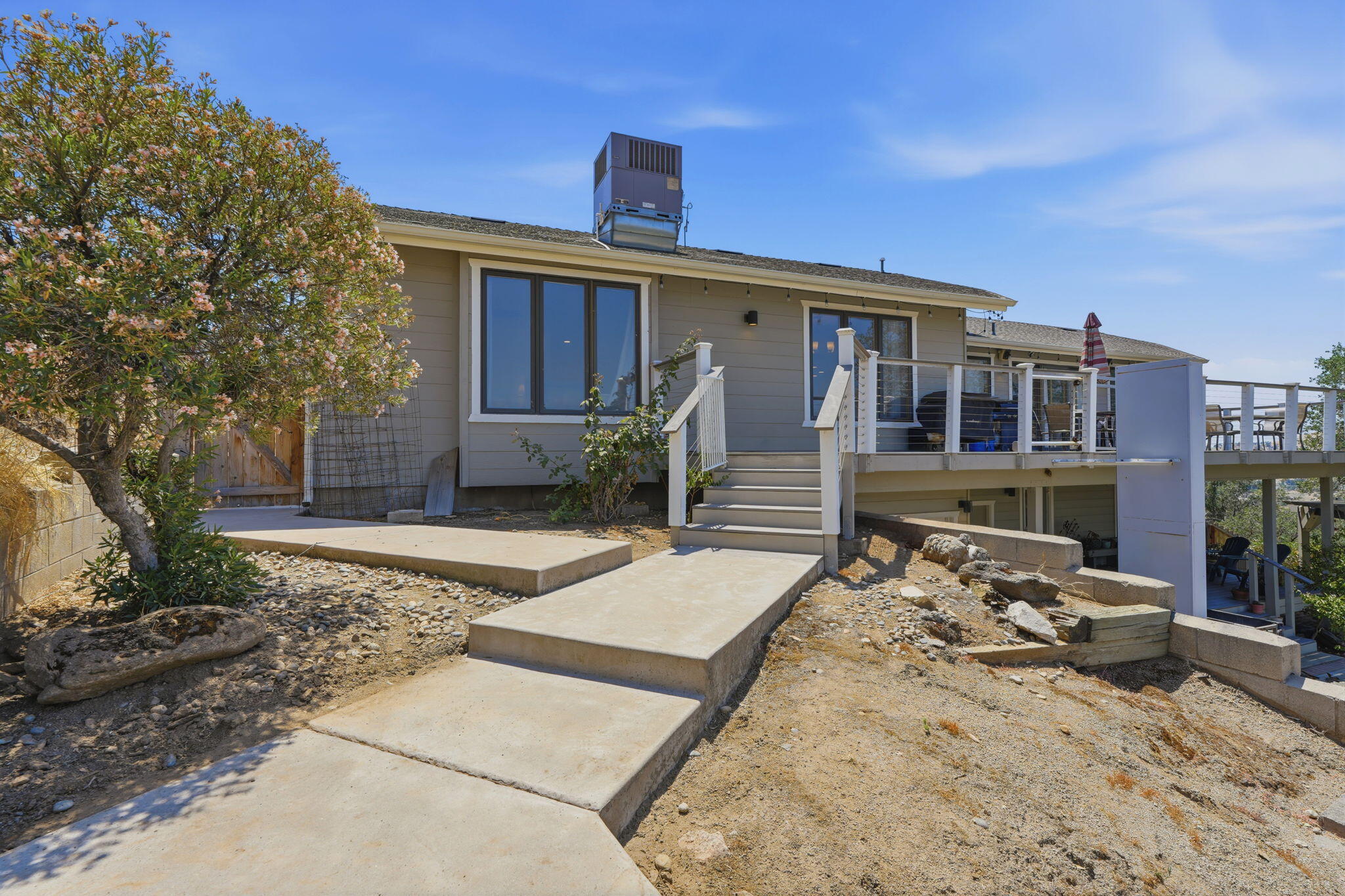 16247 Mustang Dr, Springville, CA 93265