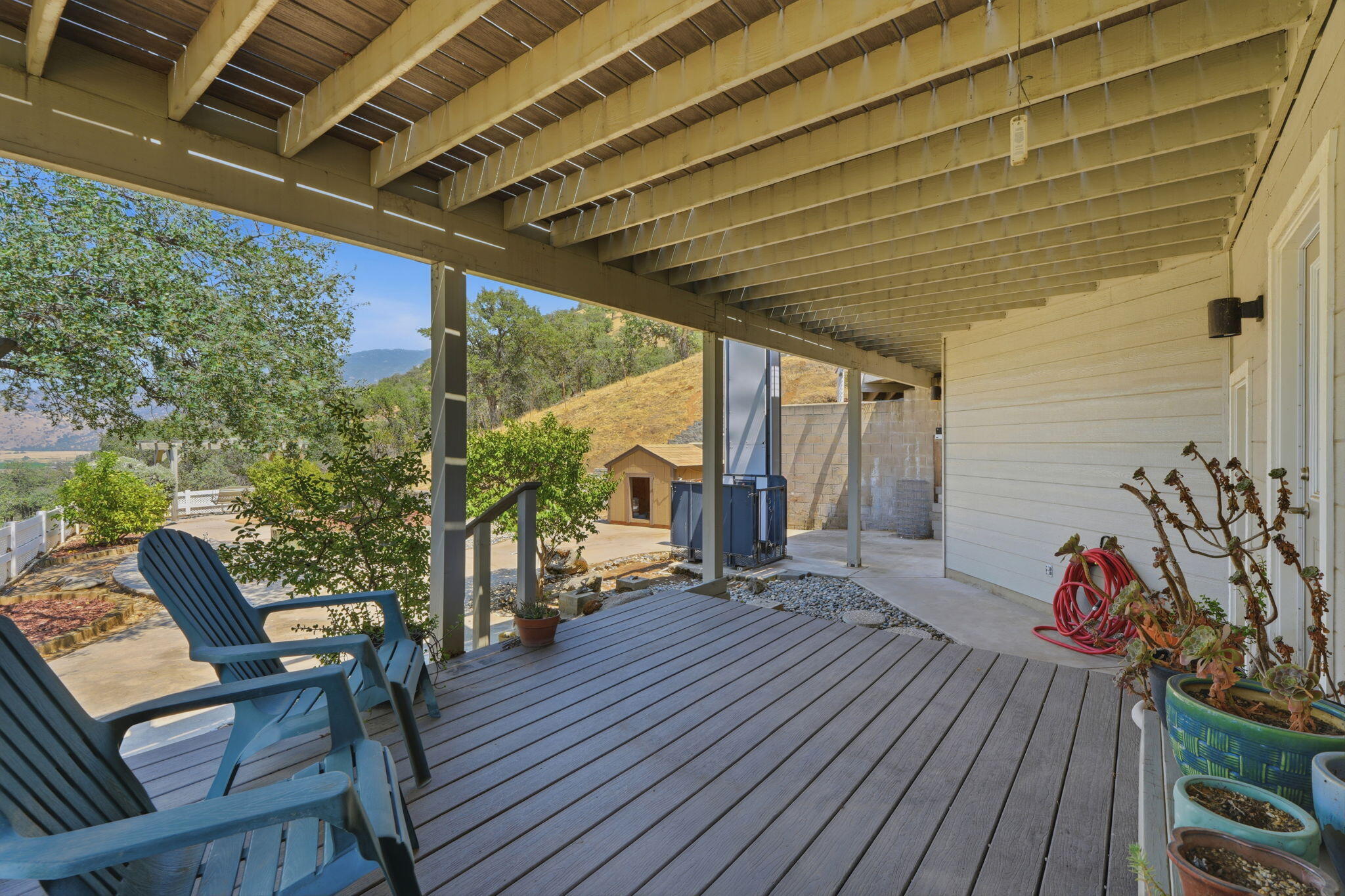 16247 Mustang Dr, Springville, CA 93265