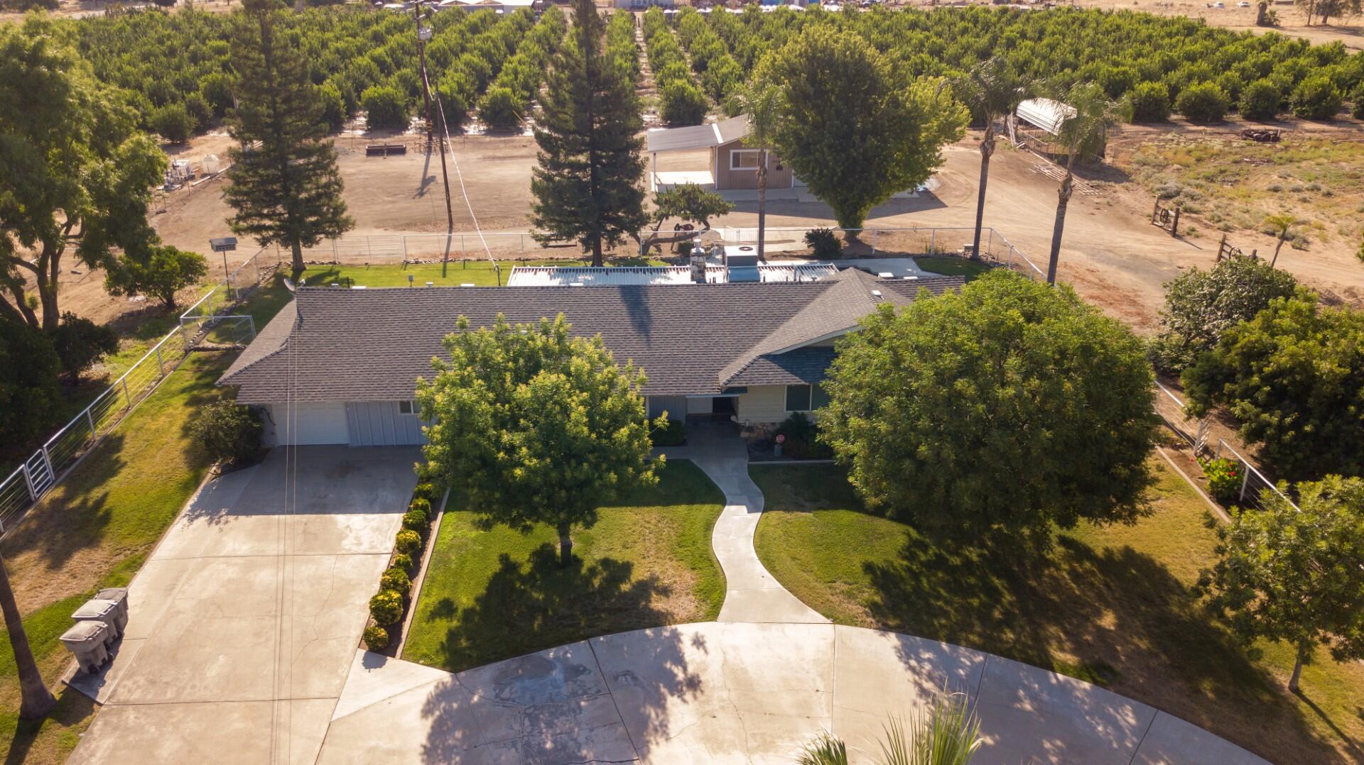 1956 S Indiana St, Porterville, CA 93257