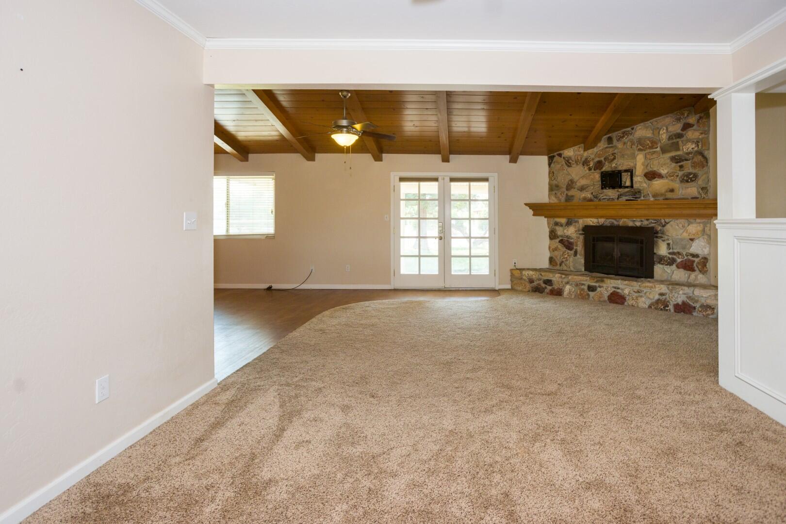 1956 S Indiana St, Porterville, CA 93257