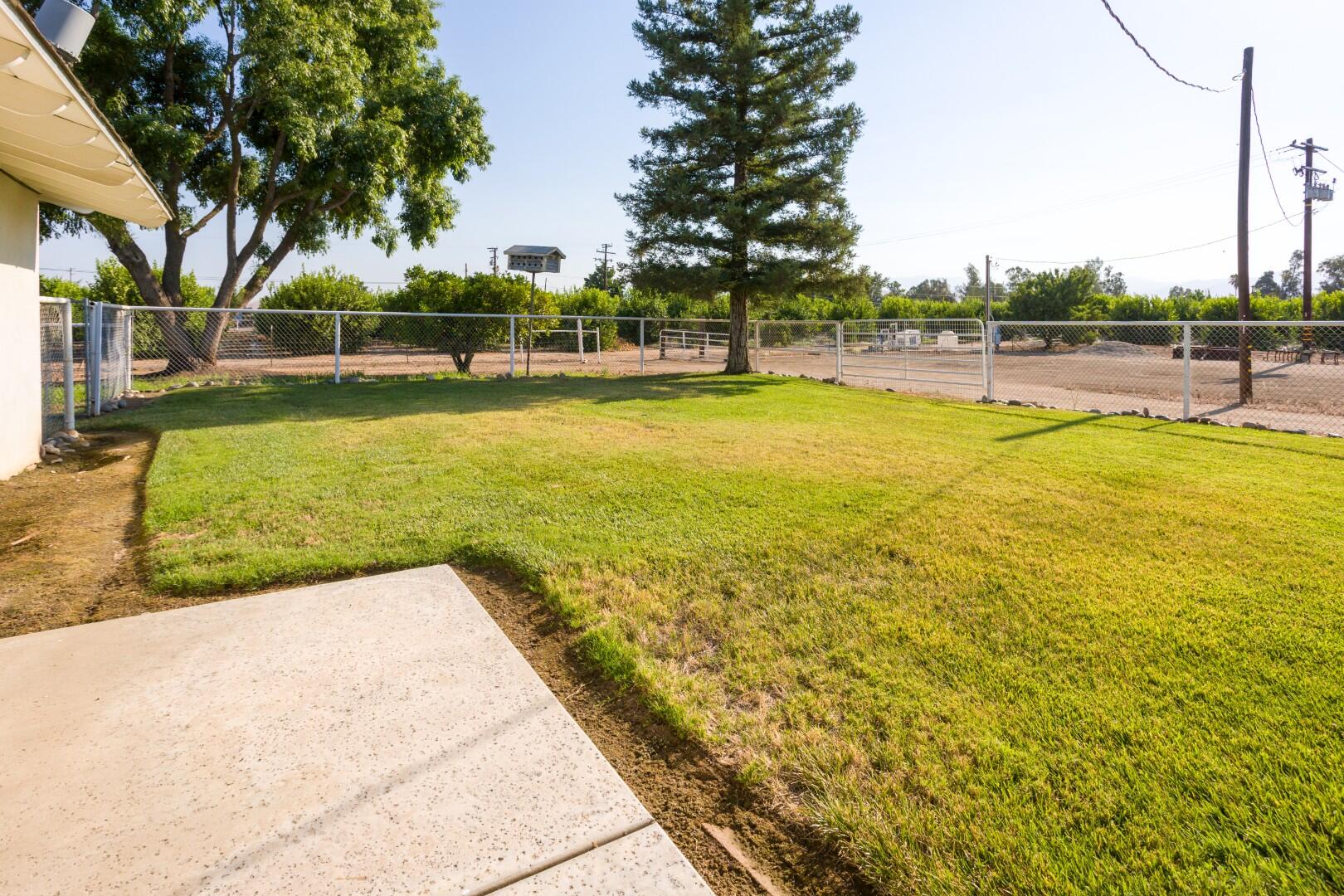 1956 S Indiana St, Porterville, CA 93257