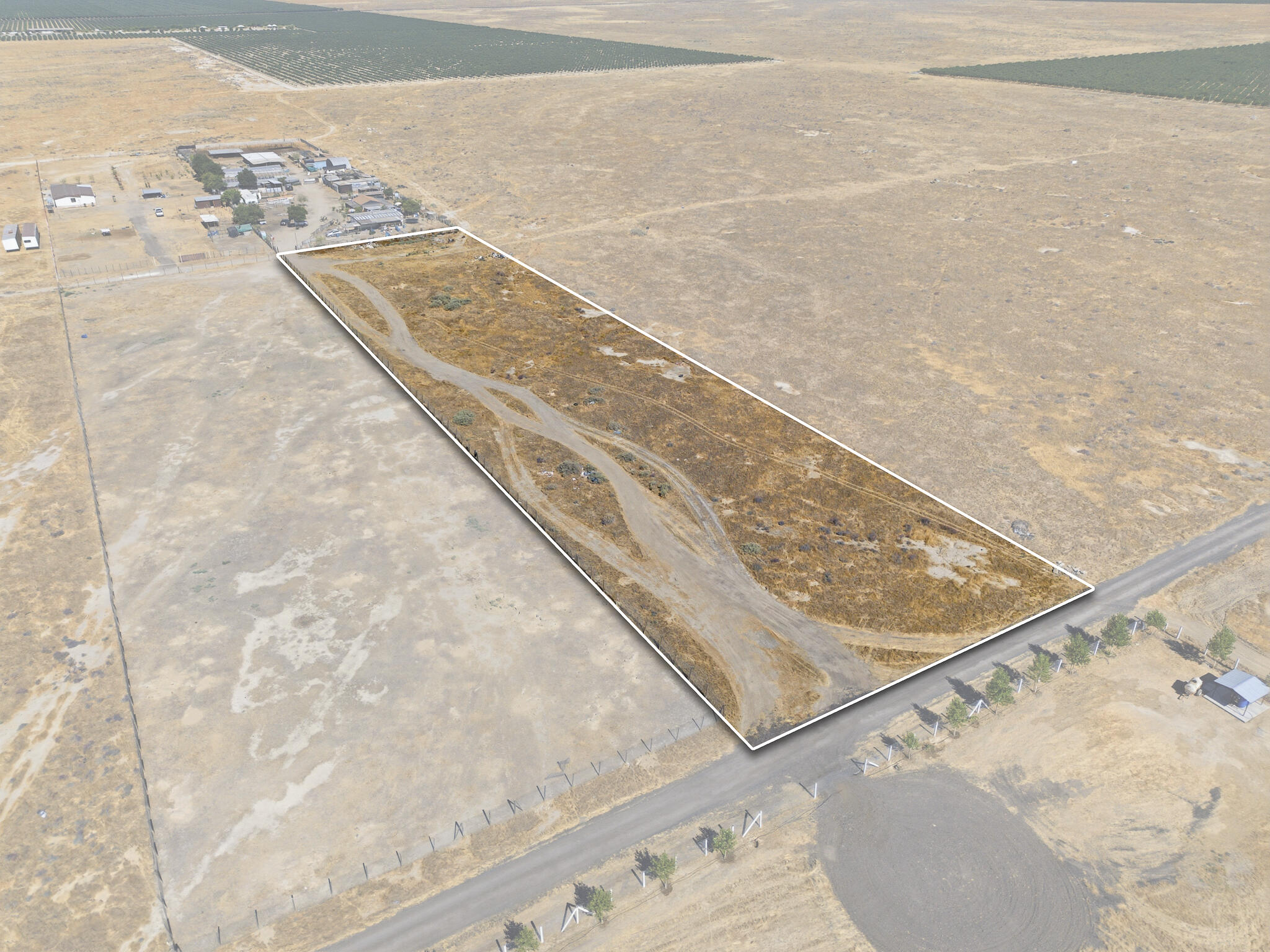 0 Cecil Ave, Delano, CA 93215