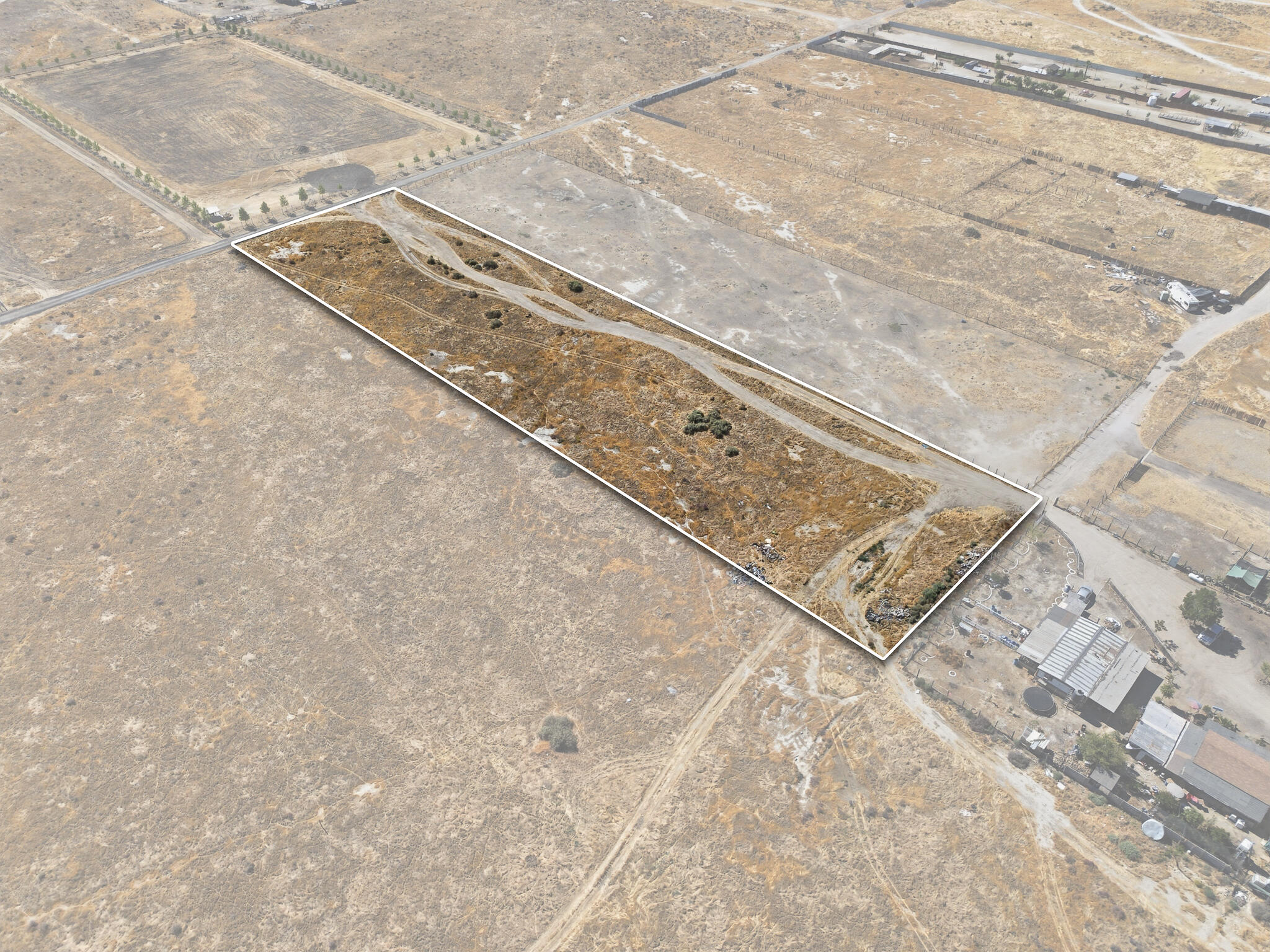 0 Cecil Ave, Delano, CA 93215