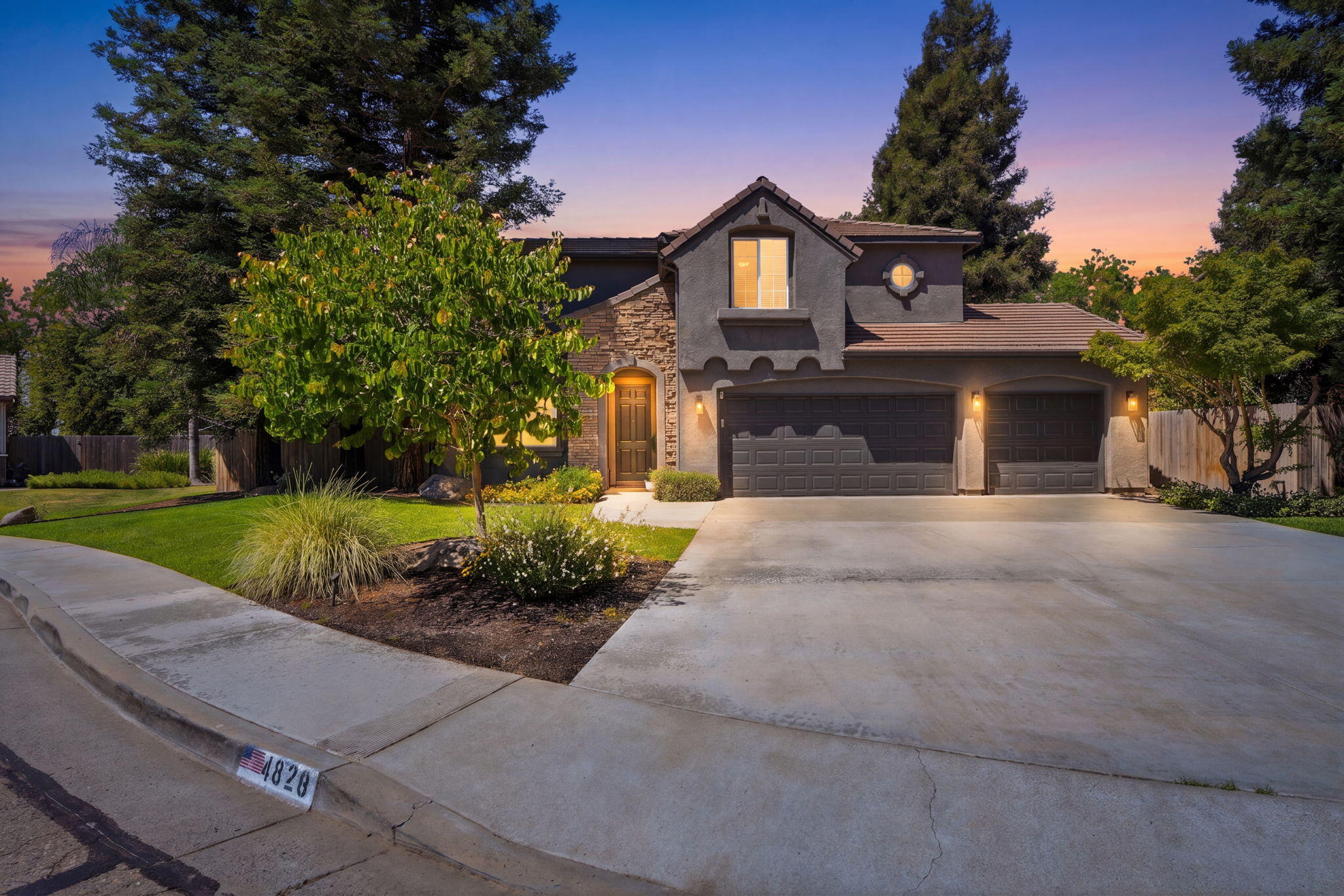 4826 W Ceres Ct, Visalia, CA 93291