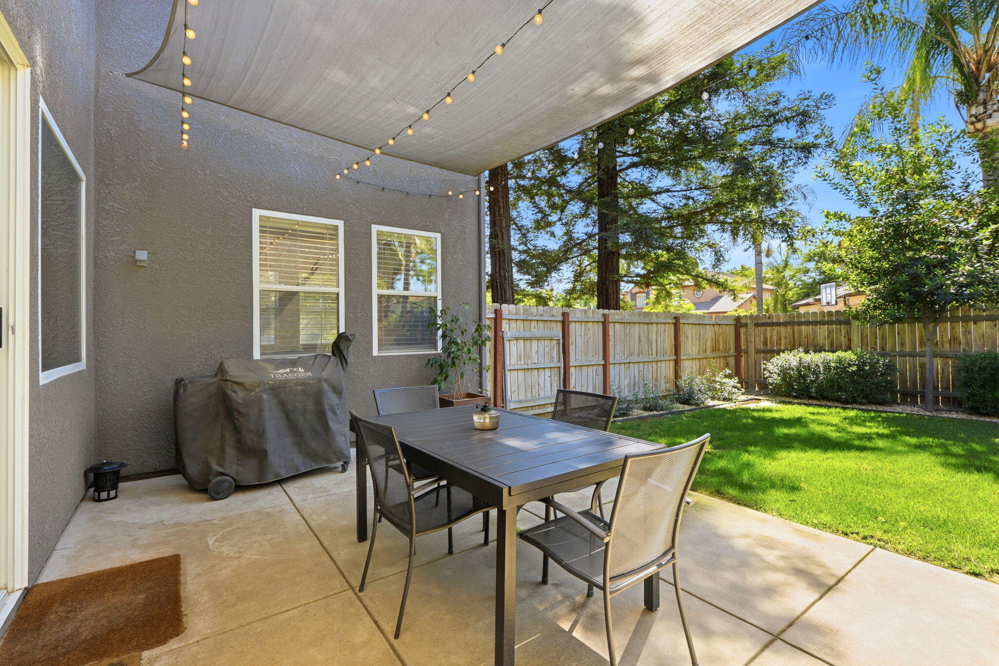 4826 W Ceres Ct, Visalia, CA 93291