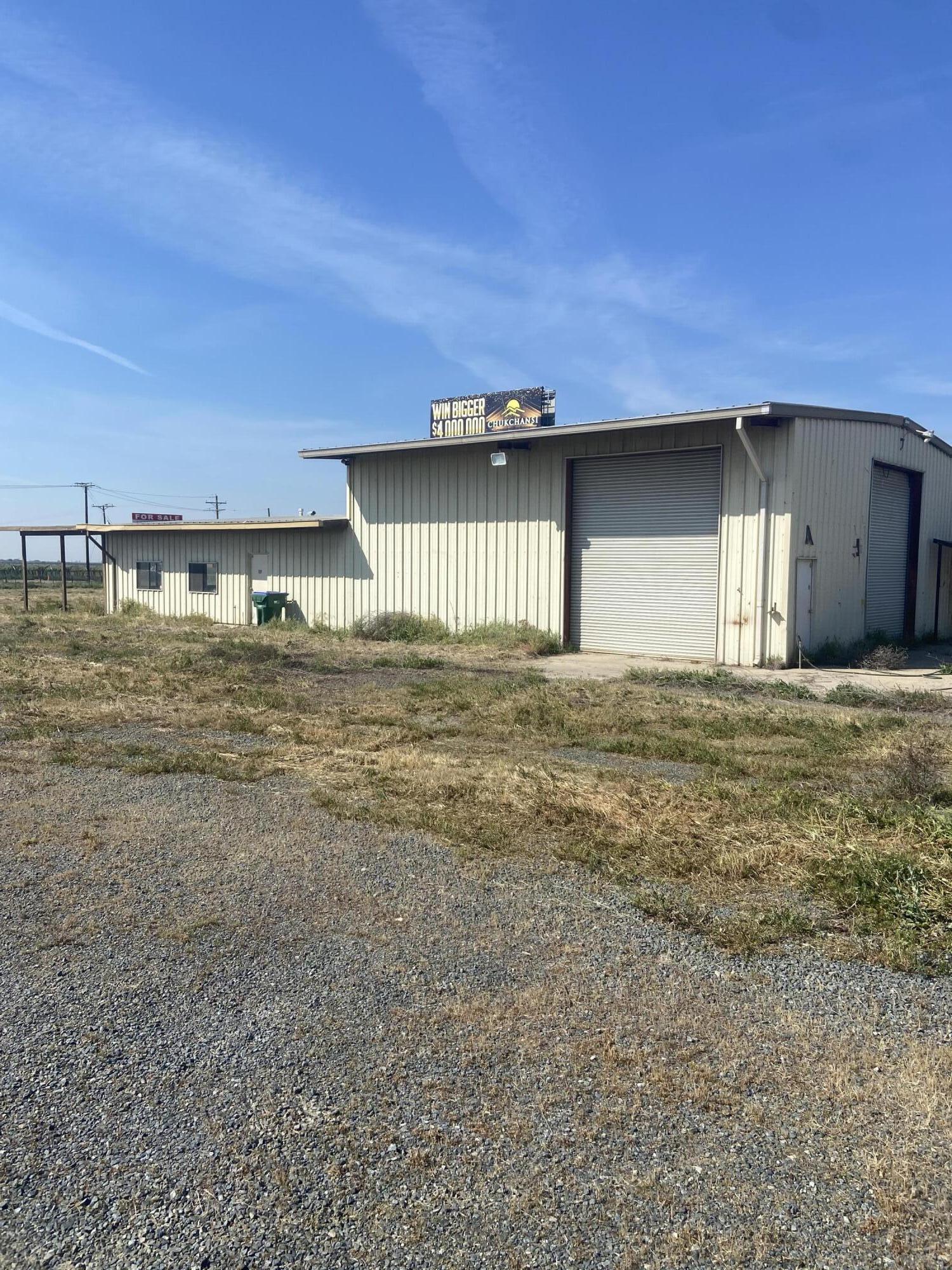 23297 Avenue 88, Terra Bella, CA 93270
