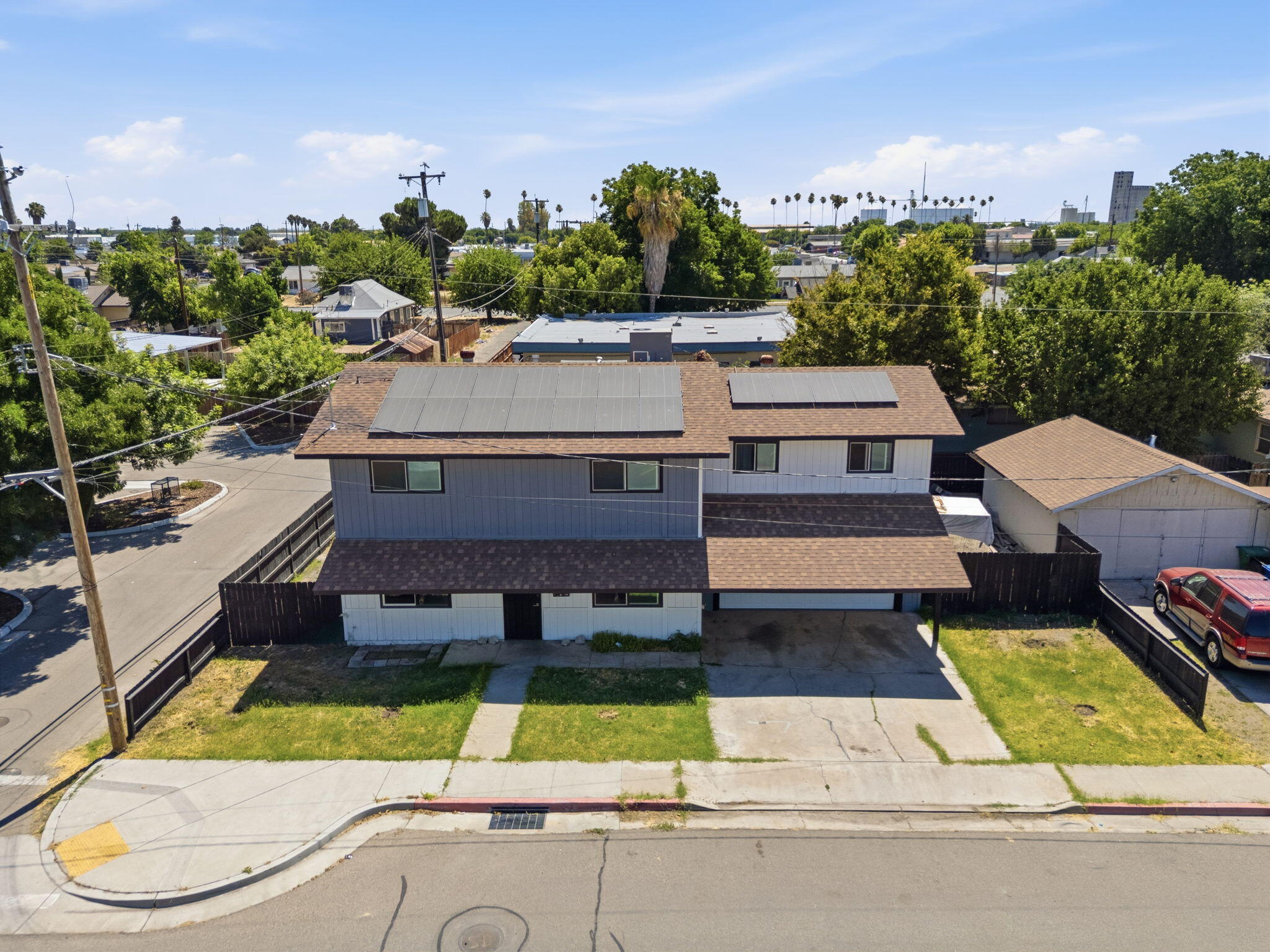 975 Van Dorsten Ave, Corcoran, CA 93212