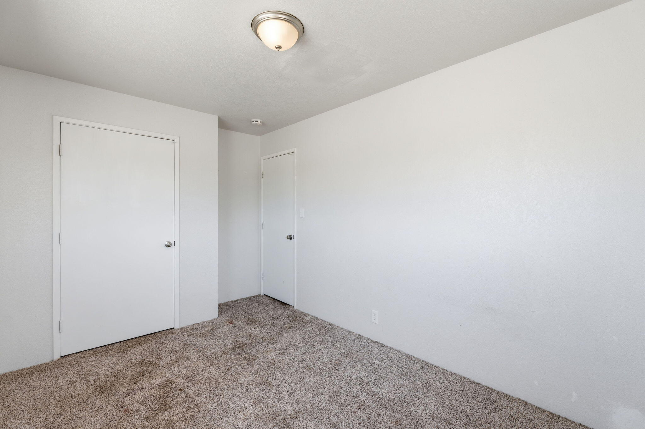 975 Van Dorsten Ave, Corcoran, CA 93212