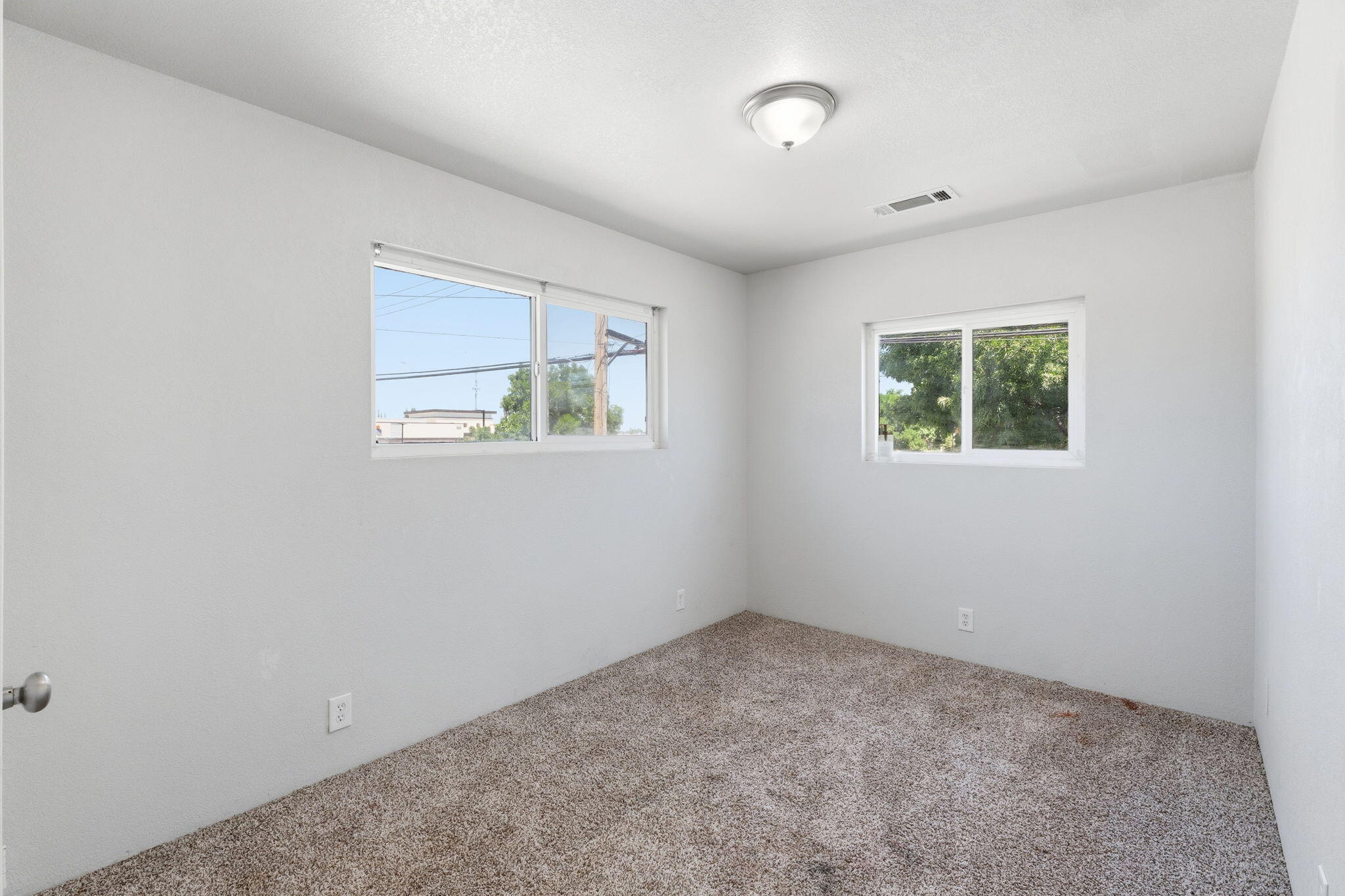 975 Van Dorsten Ave, Corcoran, CA 93212