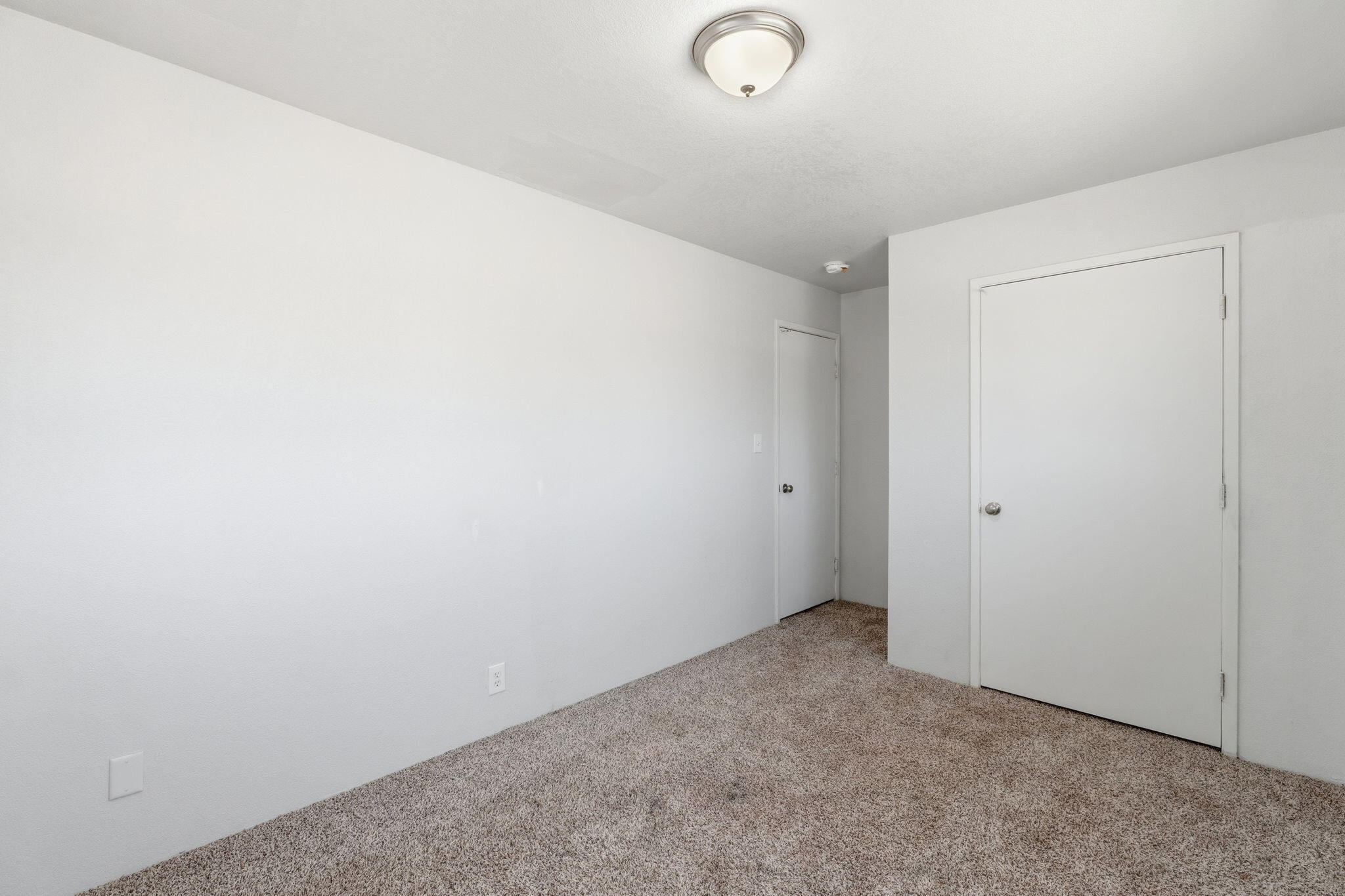 975 Van Dorsten Ave, Corcoran, CA 93212