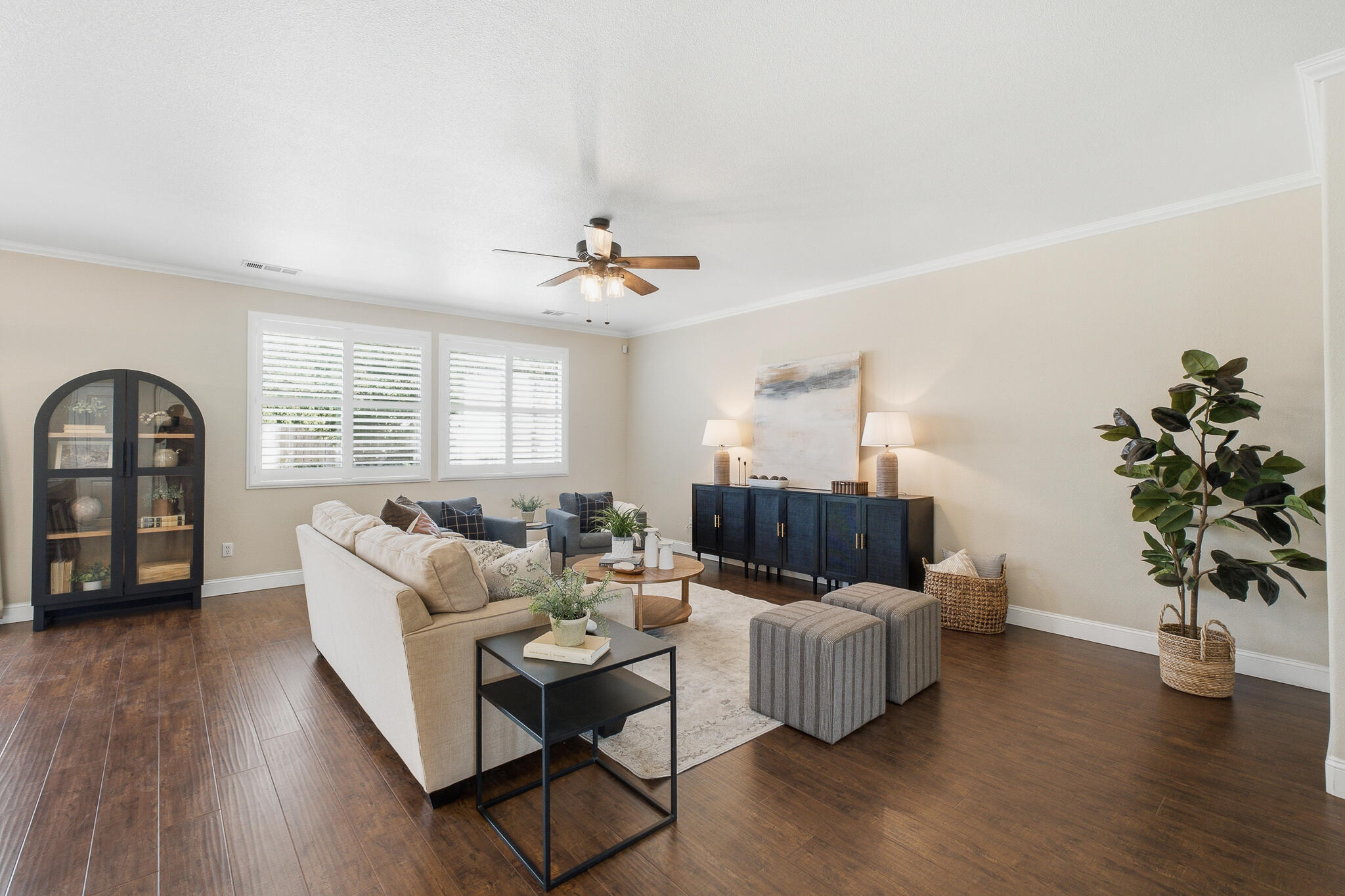 2037 N Vermont, Visalia, CA 93291