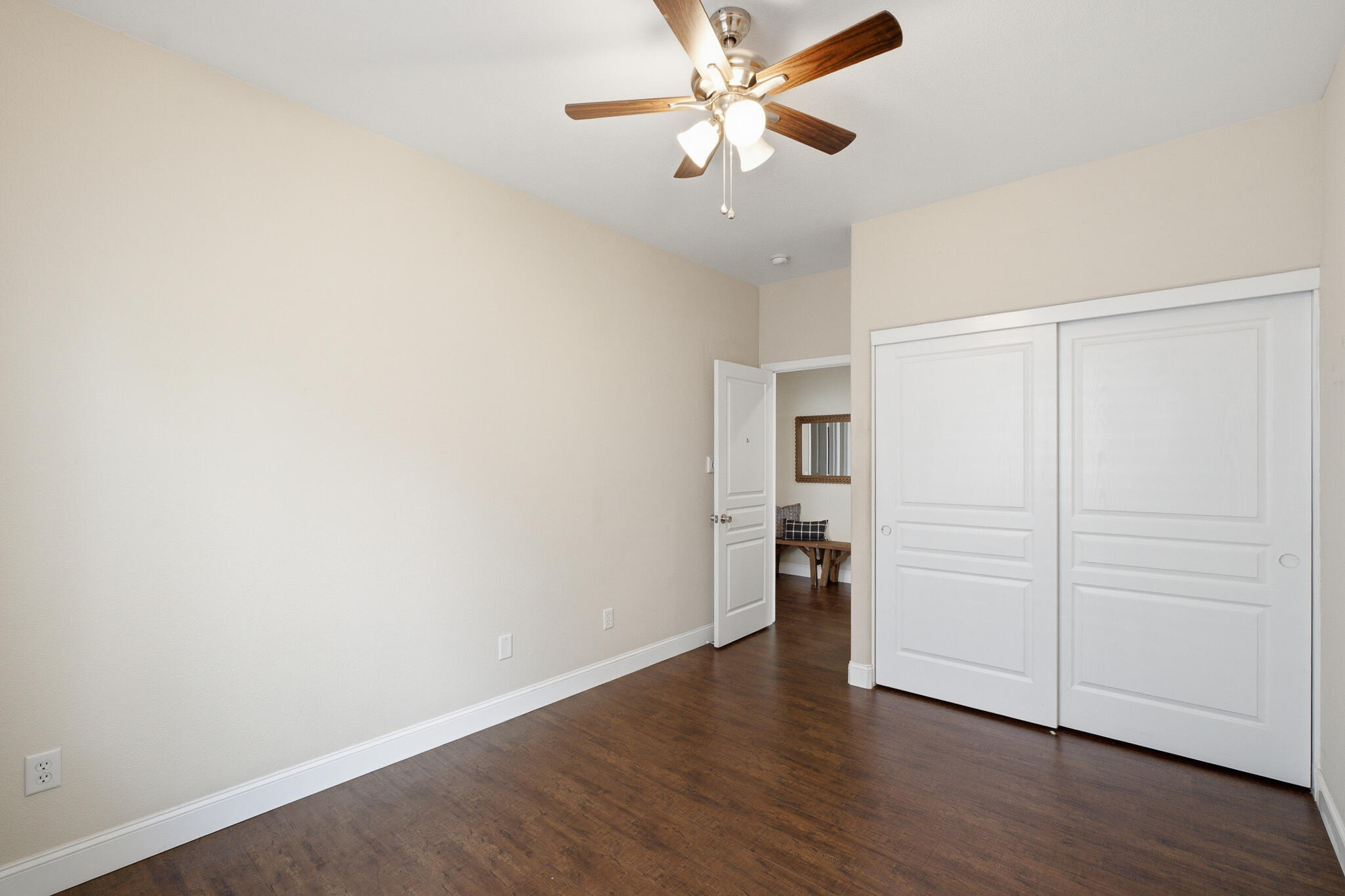 2037 N Vermont, Visalia, CA 93291