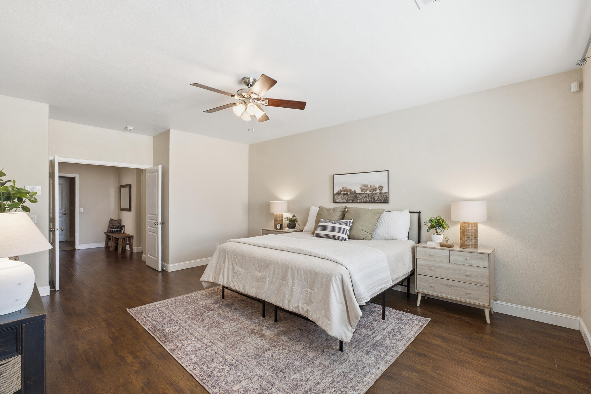 2037 N Vermont, Visalia, CA 93291