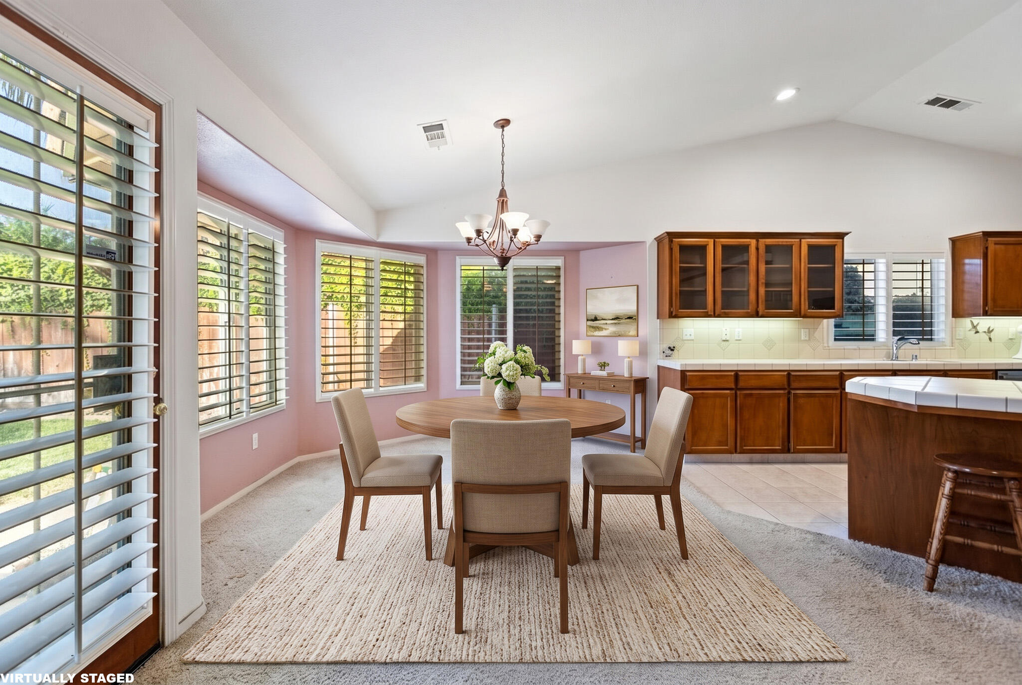1722 W Julieann Ave, Porterville, CA 93257