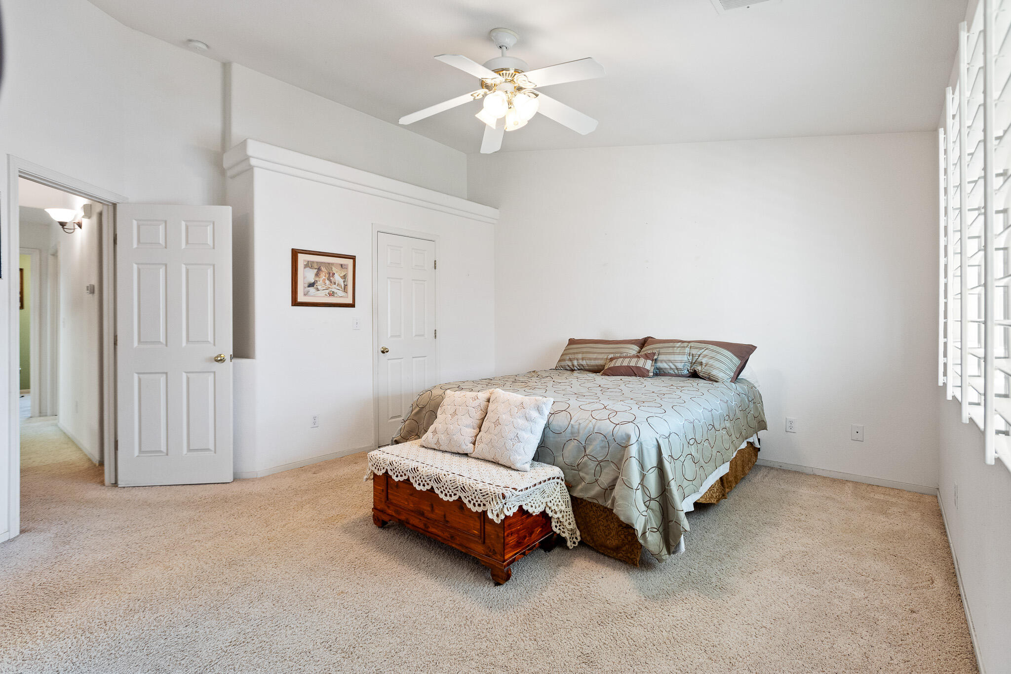1722 W Julieann Ave, Porterville, CA 93257